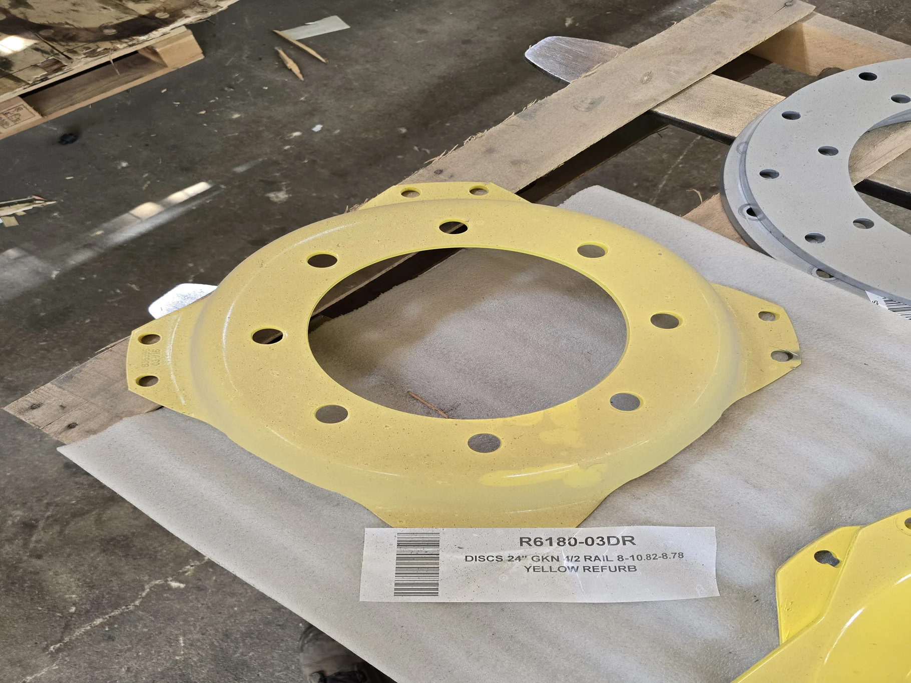DISCS 24" GKN 4/2 RAIL 8-10.82-8.78 YELLOW RECONDITIONED