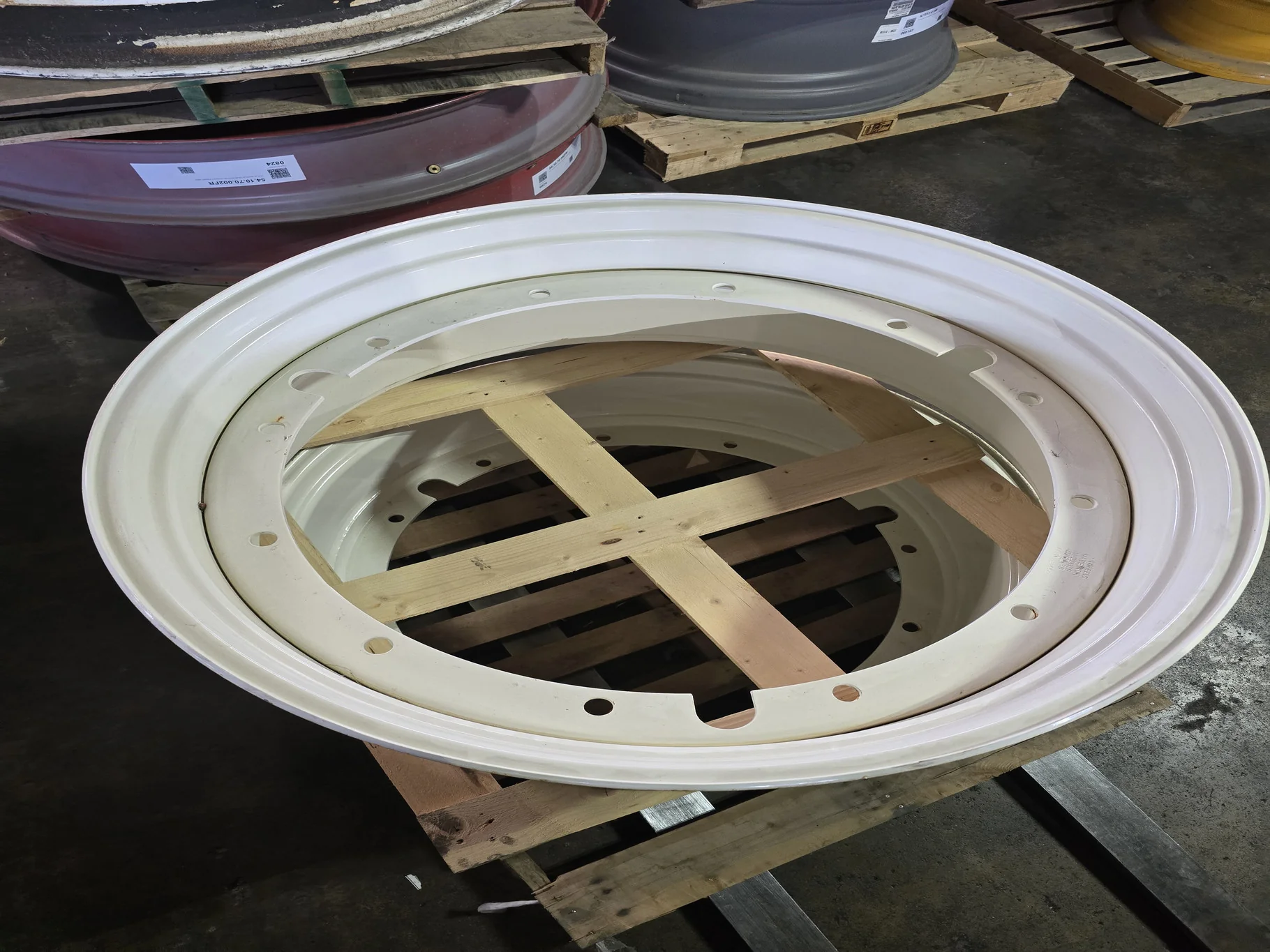Used 15 X 38 GKN 12-32.04-30.17-2.81I Rim & Rail White Wheel image 2