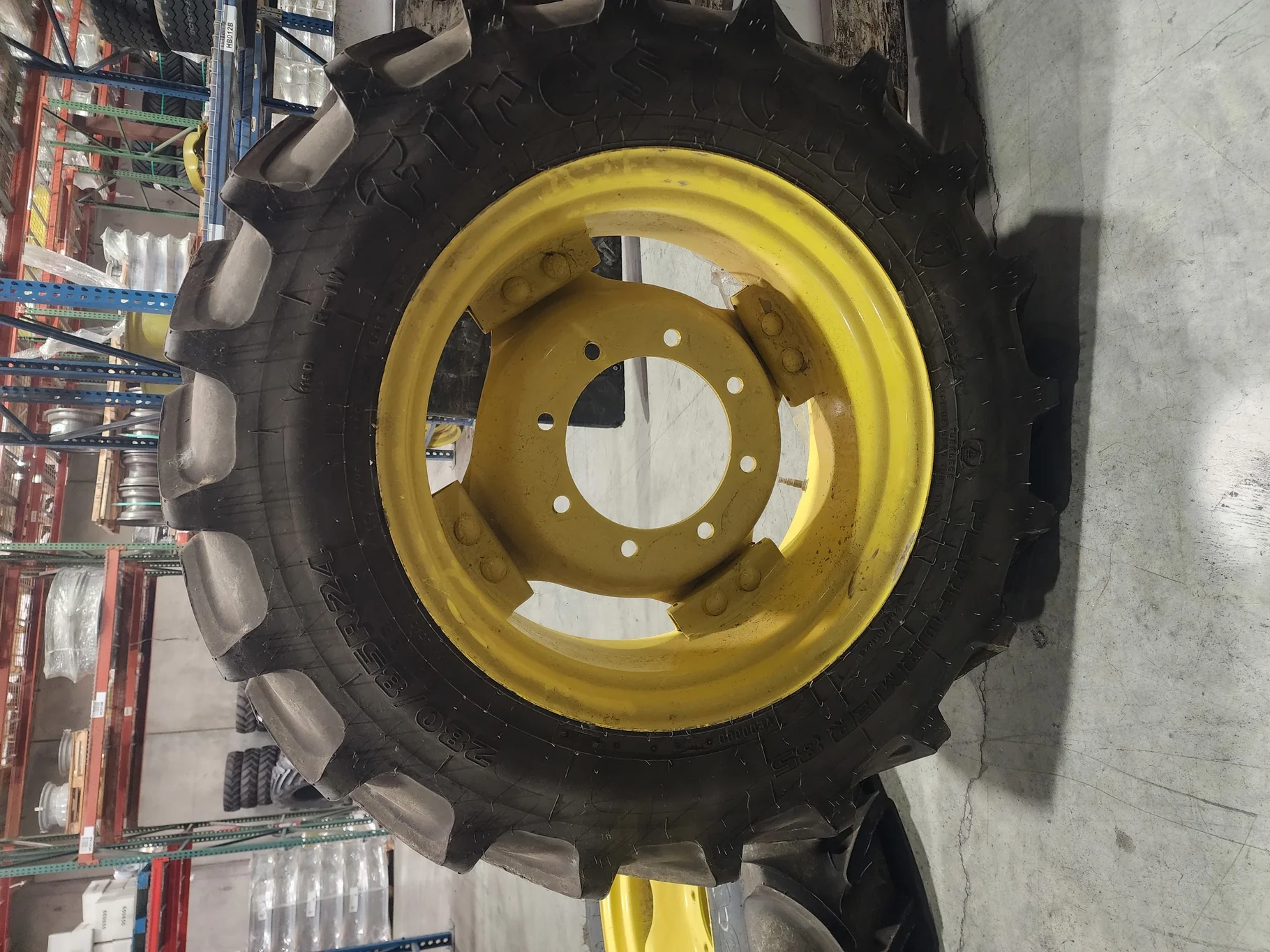 Take-Off 280/85R24 115D Firestone Performer 85 TL R-1W 95-100% On 10 X 24 8-10.82-8.78 4/2 Clamp w/D
