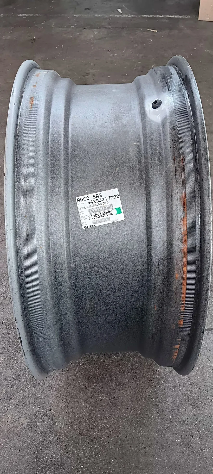 Take-Off 16 X 38 10-13.19-11.07 Agco Silver Solid Wheel image 2