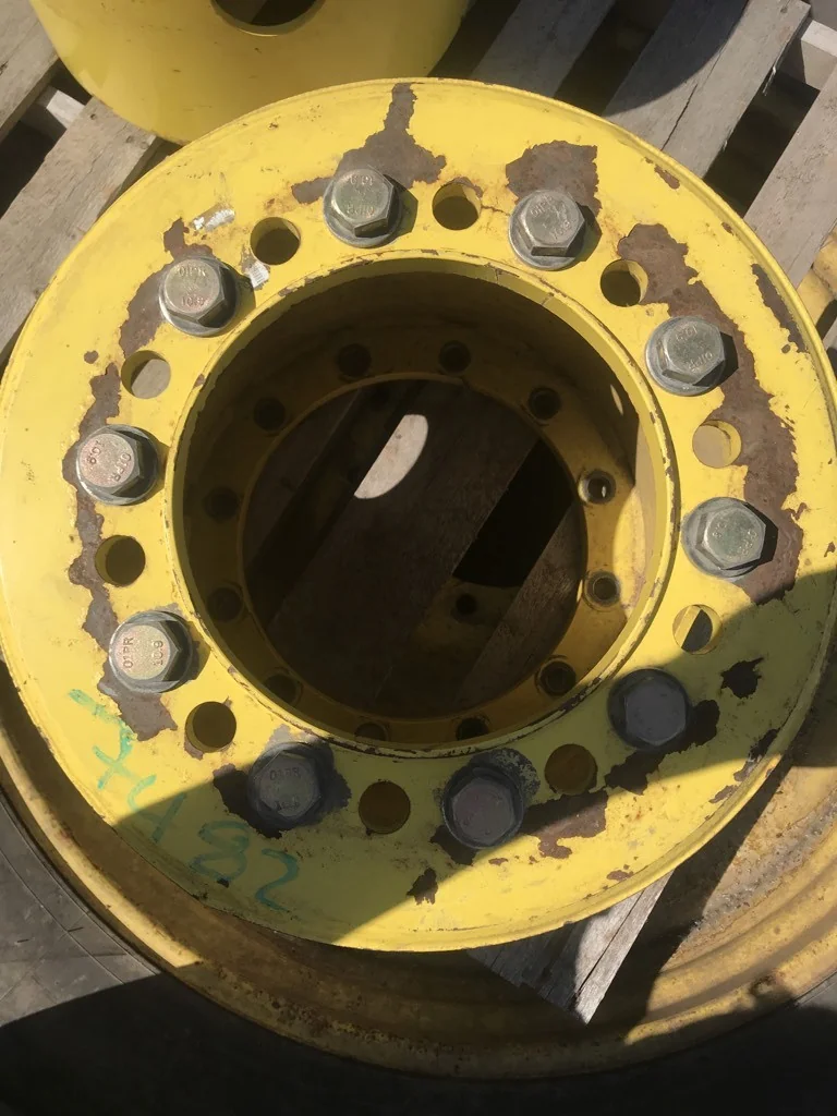 Used 18" Extension 12 Bolt to10 Bolt Sprayer Yellow image 2