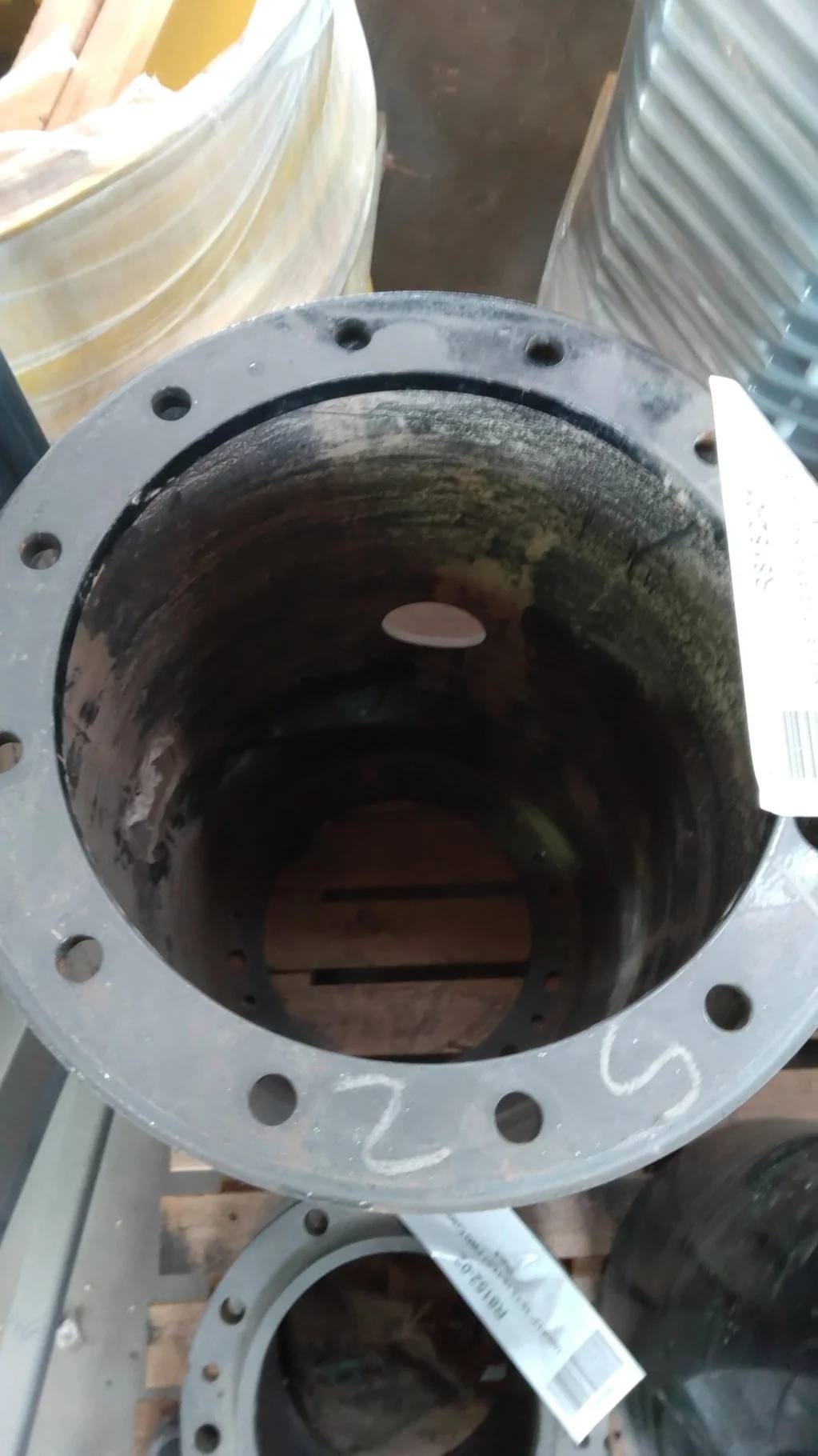 Used 36" Extension Hub 12-16.732-14.620 Black image 4