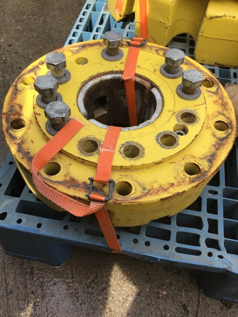 Used HUB 120MM 10-13.19-11.07 Yellow (W/O HARDWARE) image 2