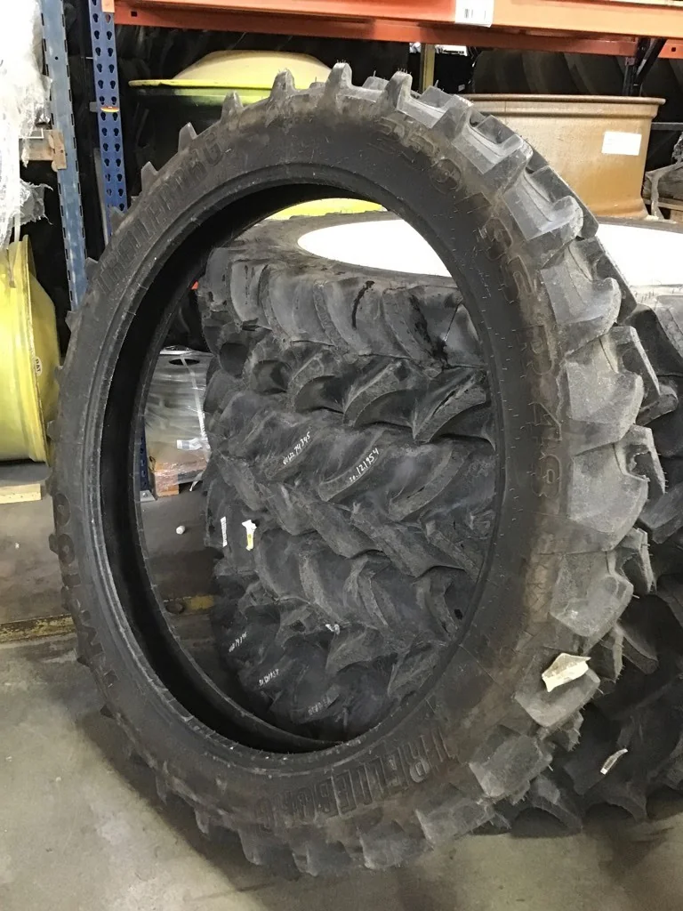 Take-Off 230/95R48 136A8 Trelleborg TM100 TL R-1 95-100%