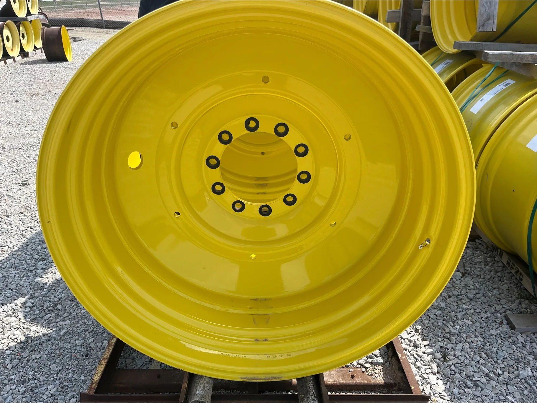 Take-Off 30 X 42 10-13.189-11.07 -2.13 YELLOW WHEEL image 3