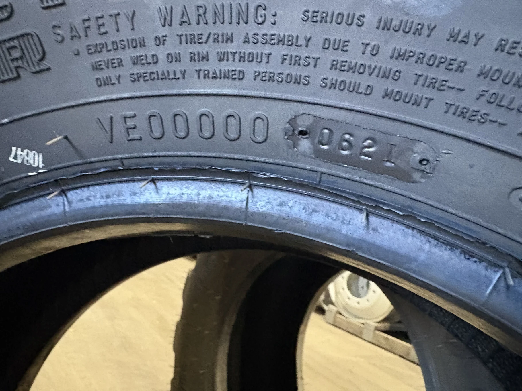 Take-Off 12.5/80-18/12 FIRESTONE SUPER TRACTION LOADER I-3 TL 95-100% image 9