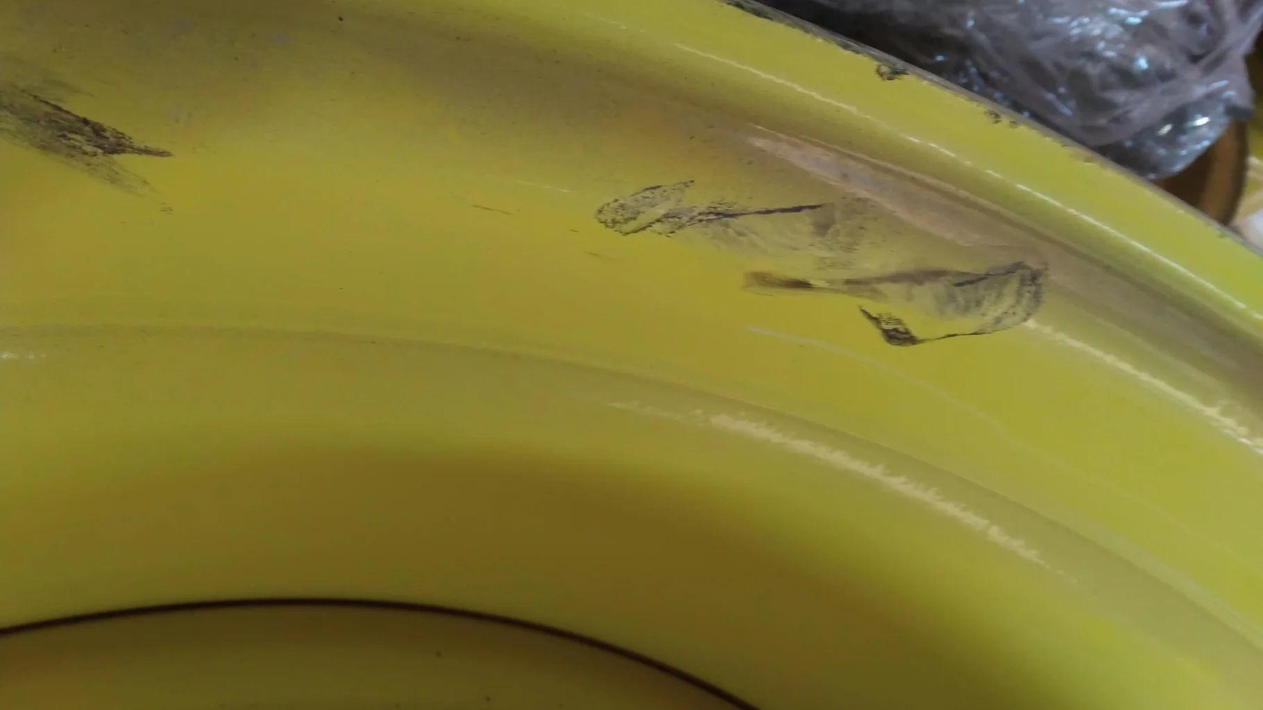 TAKE-OFF 23 X 38 12-13.976-11.857 4830 SPRAYER ONLY YELLOW WHEEL image 3