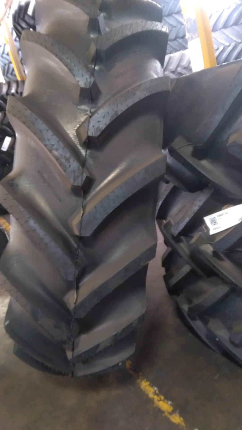Take-Off IF580/85R42 CFO 178D GOODYEAR OPTITRAC R-1W TL image 3