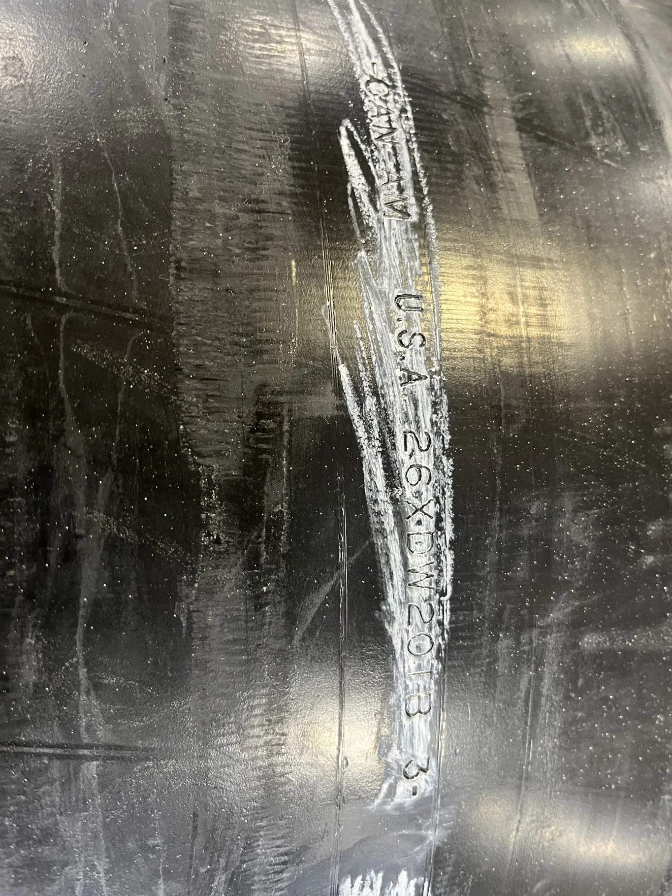 Used 20 x 26 10-11.25-8.75 White Wheel image 2