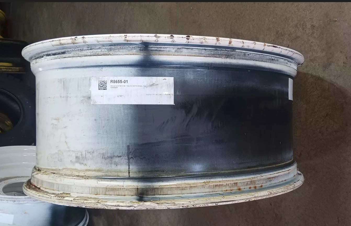 18 X 42 12-16.732-14.62 -1.63U NH WHITE WHEEL