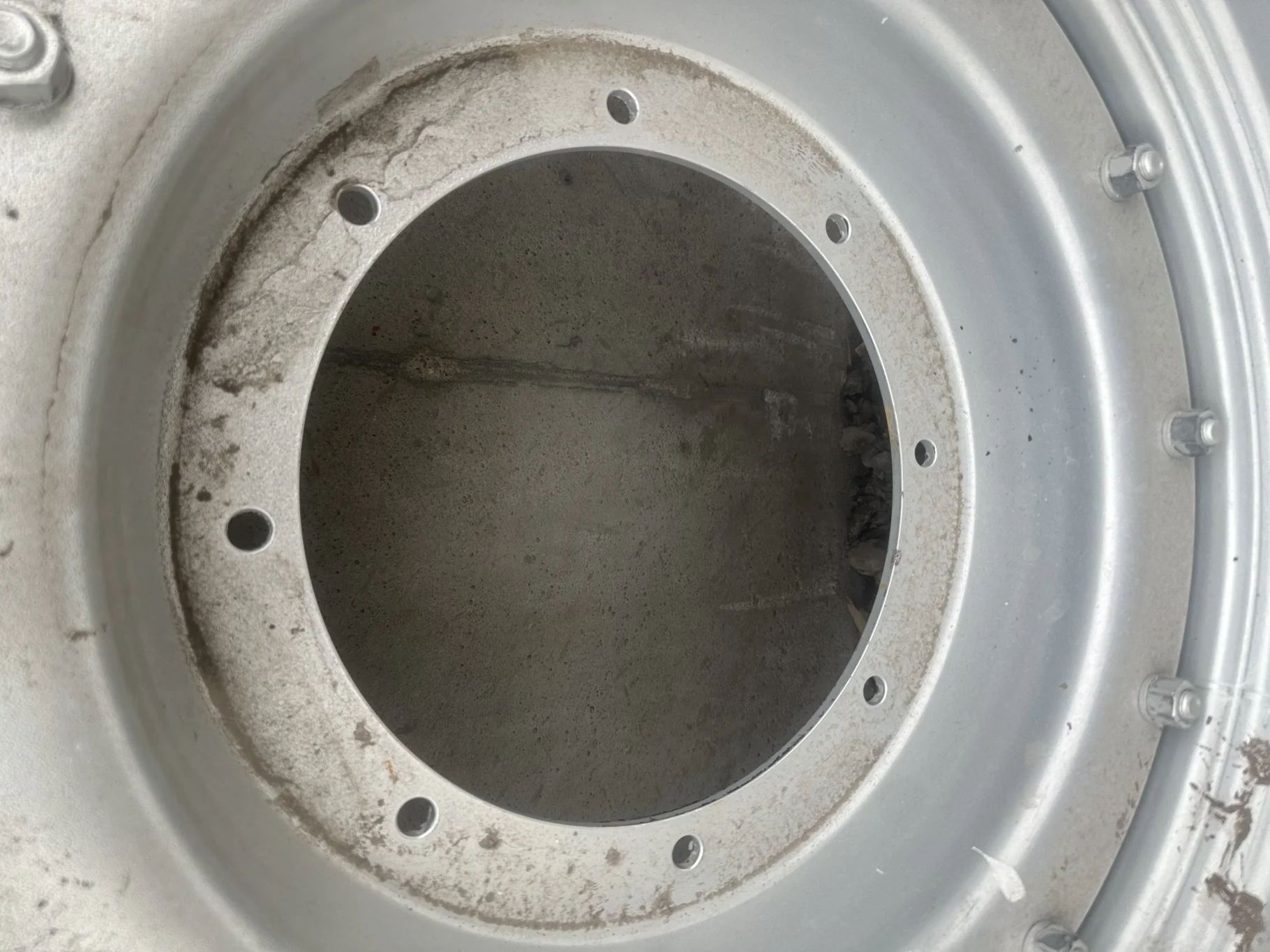 Take-Off 16.9R30 137A8/134B Michelin AgriBib R-1W TL 95-100% On 14 X 30 Silver Wheel image 3