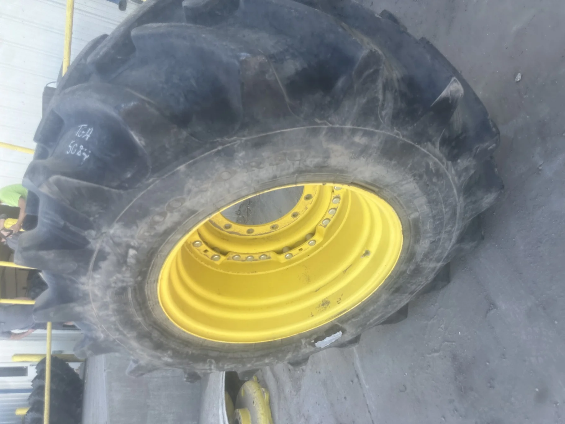 Used 600/70R30 156B Carlisle FSTR R1-W TL 85% On 20 X 30 Waffle 3 Bolt Yellow Wheel