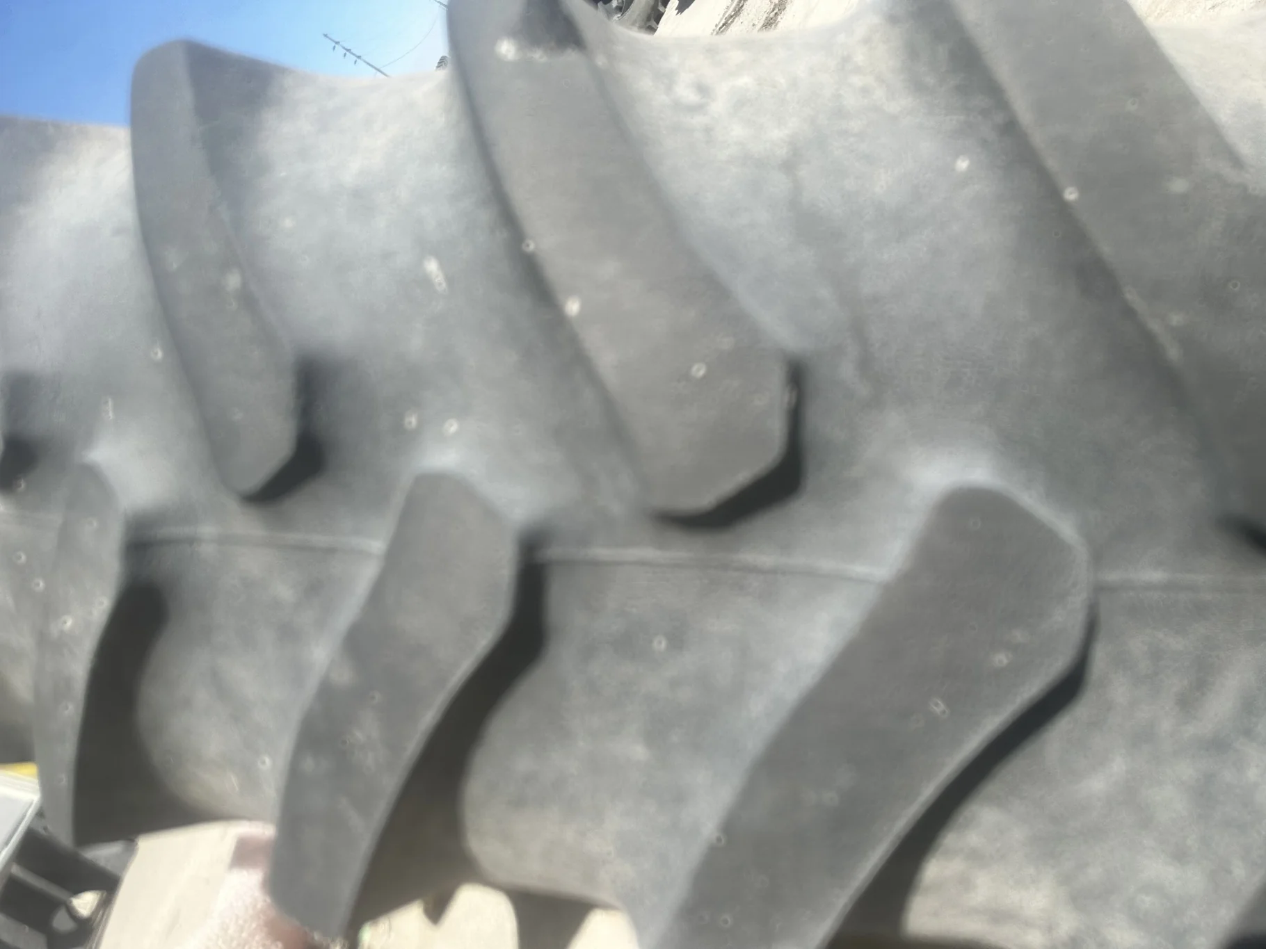 Used 14.9R46 145B Firestone RAT 23 R-1 TL 40% On 13 x 46 12-32.047-30.09 Yellow Stub Disc Wheel image 4