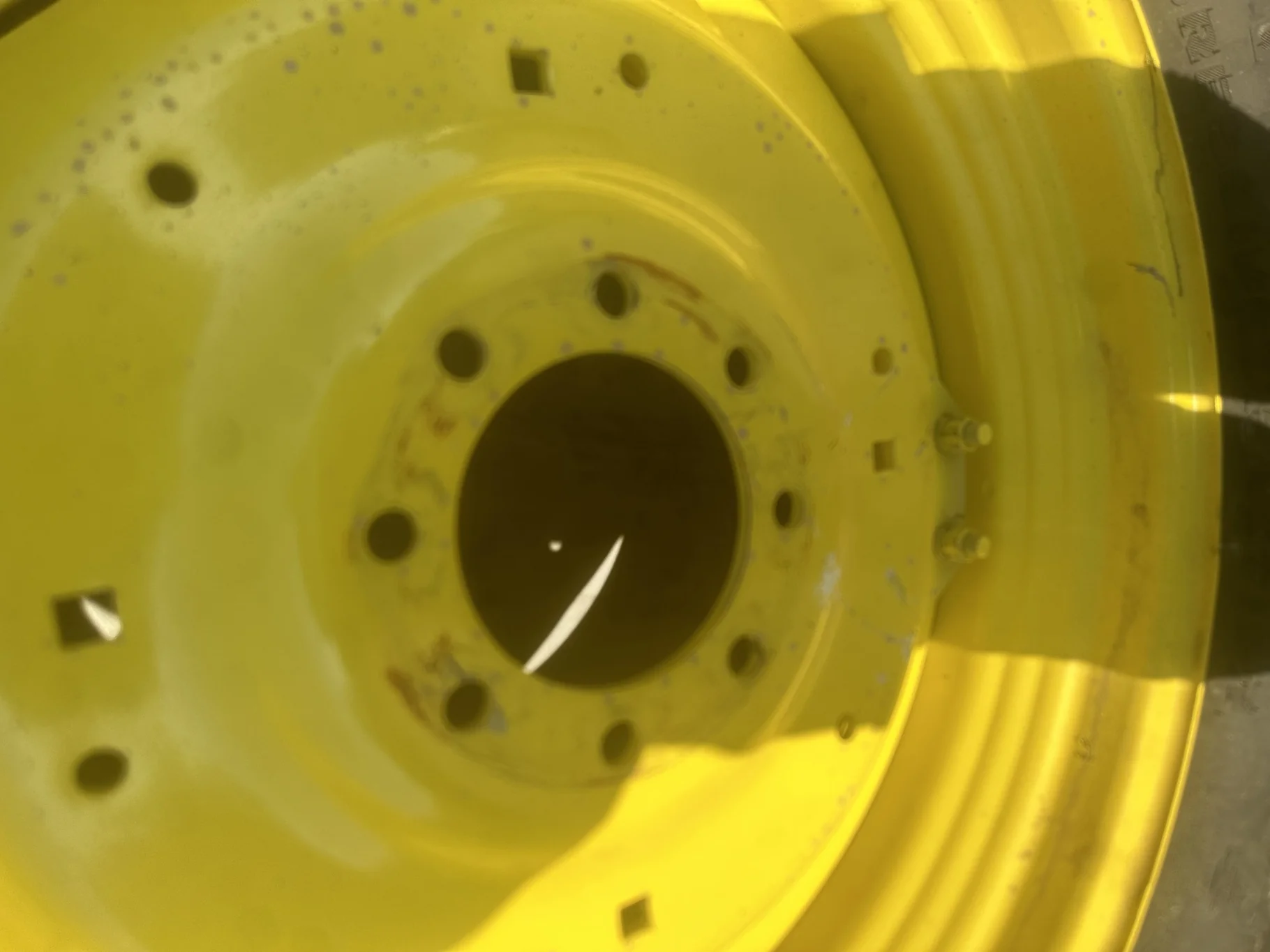 TAKE-OFF 480/70R34 Trelleborg TM700 R-1W (143A8/B) TL on a 15 X 34 JD Yellow 4/2 Rail/Disc image 4