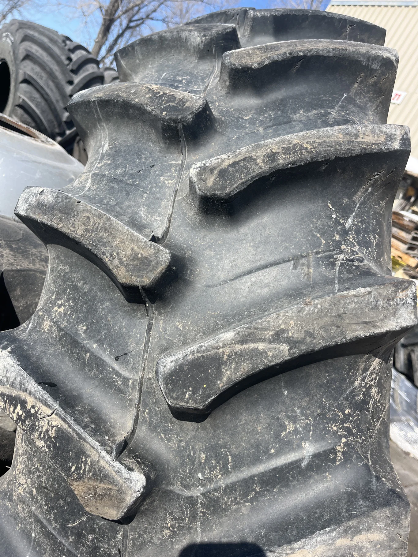 Used 480/80R42 151B Firestone DT23 TL R-1W  85-90% On 16 x 42 12-32.047-30.078 6"BS GKN Yellow Rim image 7