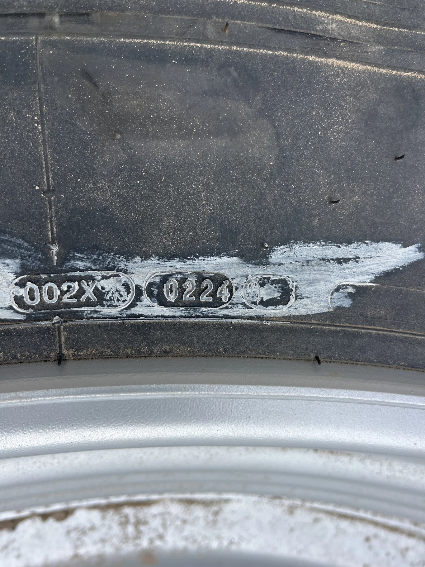 Take-Off 520/85R46 164B Michelin Agribib2 TL R-1W 95-100% On 16 x 46 10-13.19-11.07 4"BS Moveero image 4