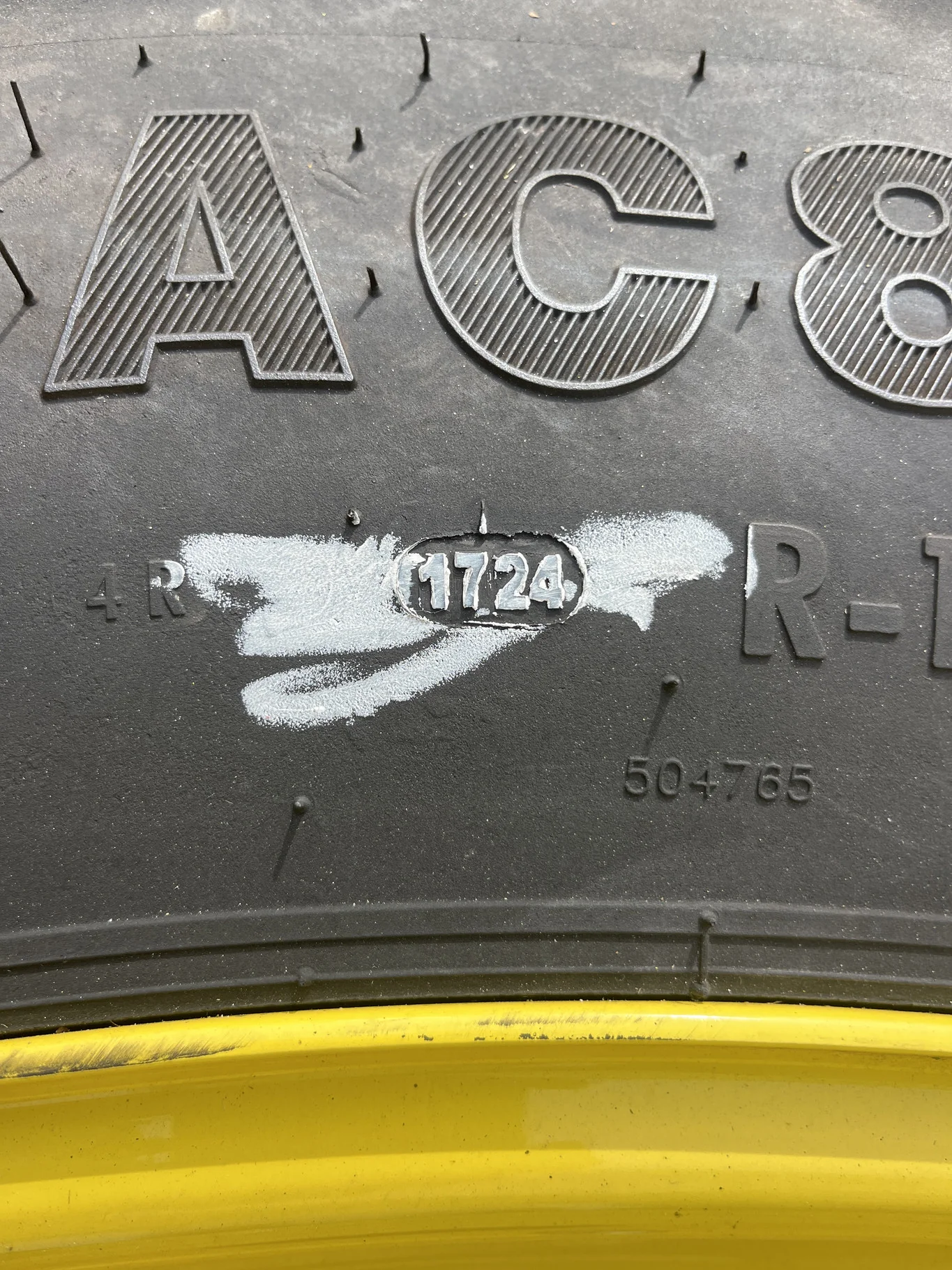 Take-Off 320/90R42 151B Mitas AC85 TL R-1W 95-100% On 10 x 42 8-10.82-8.78 Yellow Rim&RailWheel/Disc image 4