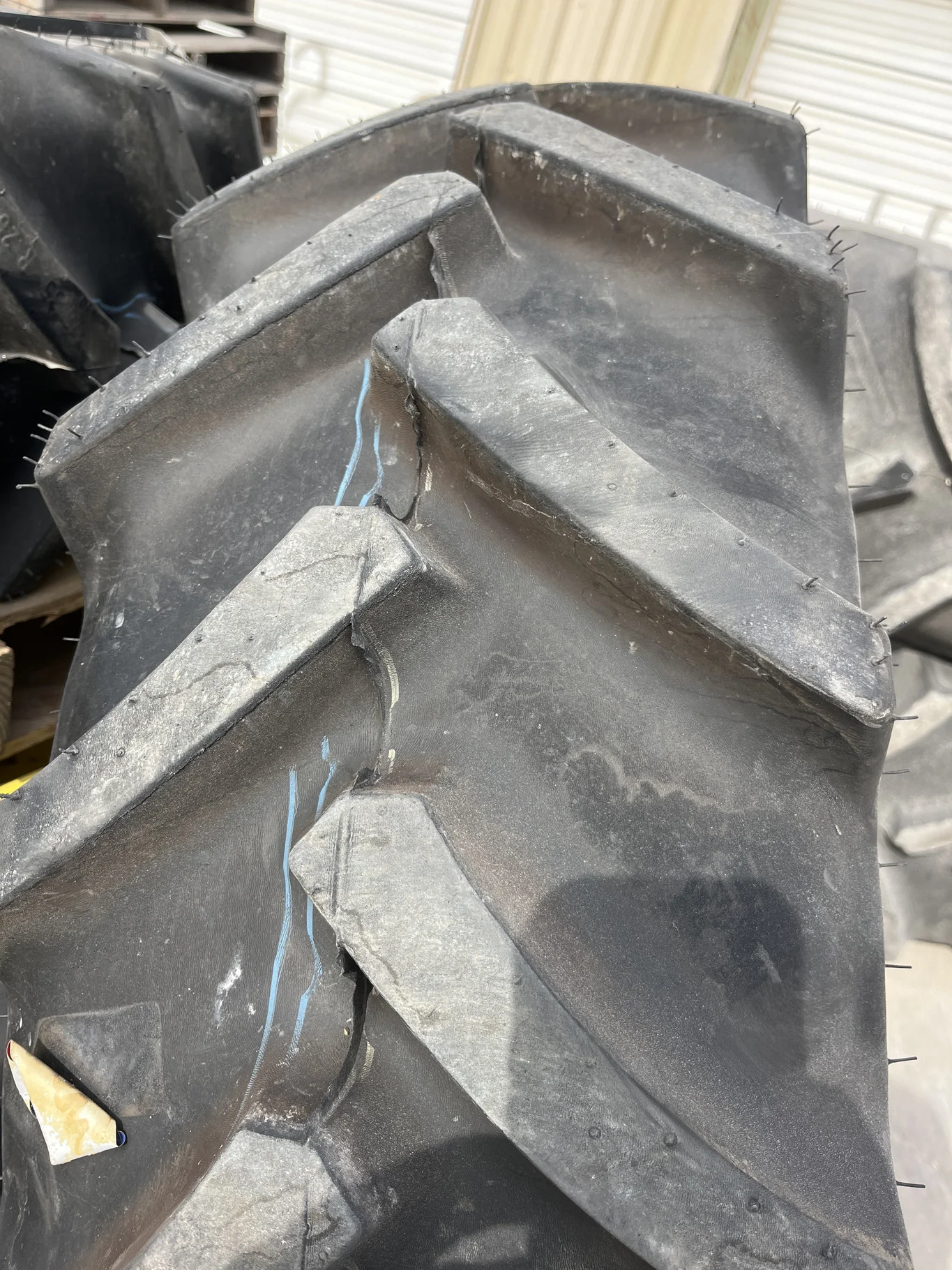 Take-Off 320/85R28 124B Mitas AC85 TL R-1W 95-100% On 10 x 28 8-10.82-8.78 Moveero Yellow Rim&Rail image 5