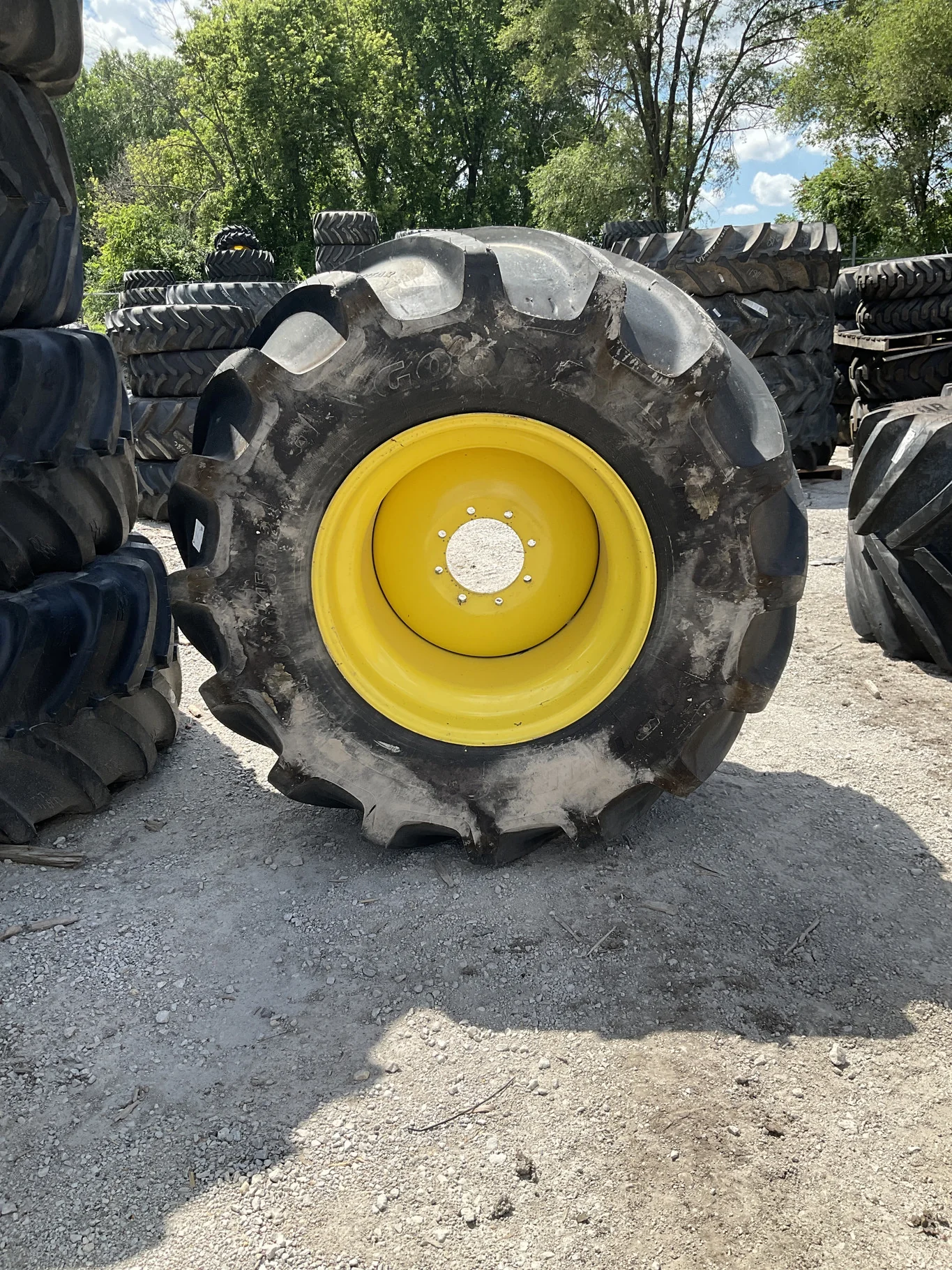 Take-Off LSW1000/45R32 184D Goodyear Optitrac TL R-1W 95-100% On 36 x 32 8-10.82-8.78 13"BS Titan image 2