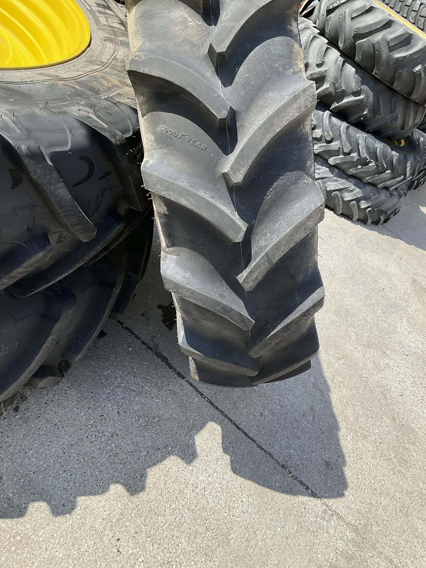 Take-Off 380/80R38 142D Goodyear Optitrac TL R-1W 95-100% On 12 x 38 10-13.19-11.07 10"BS Titan image 2