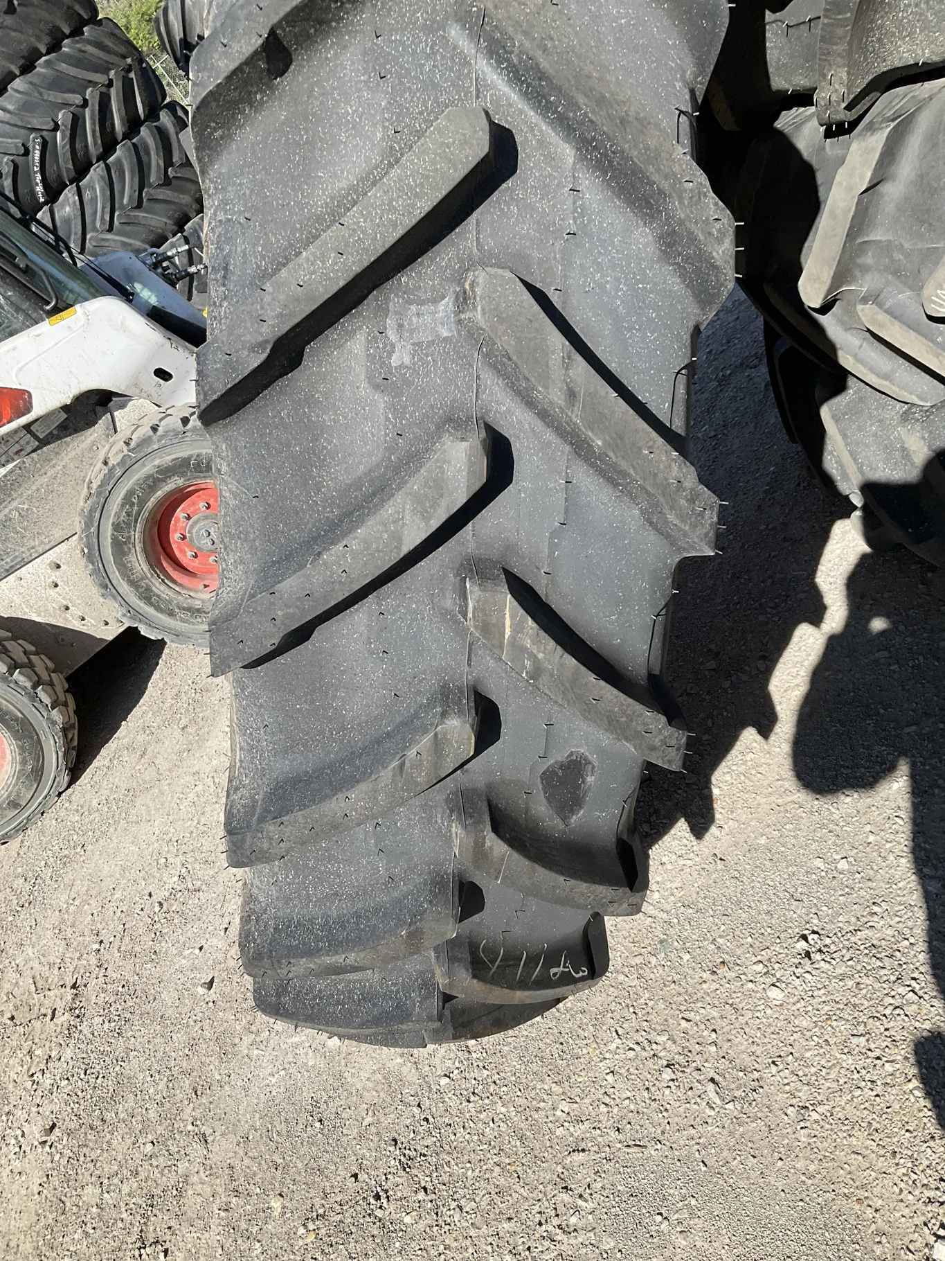 Take-Off 480/80R50 159A8 Michelin Agribib2 TL R-1W 95-100% On 15 x 50 10-13.19-11.07 12"BS Titan image 2
