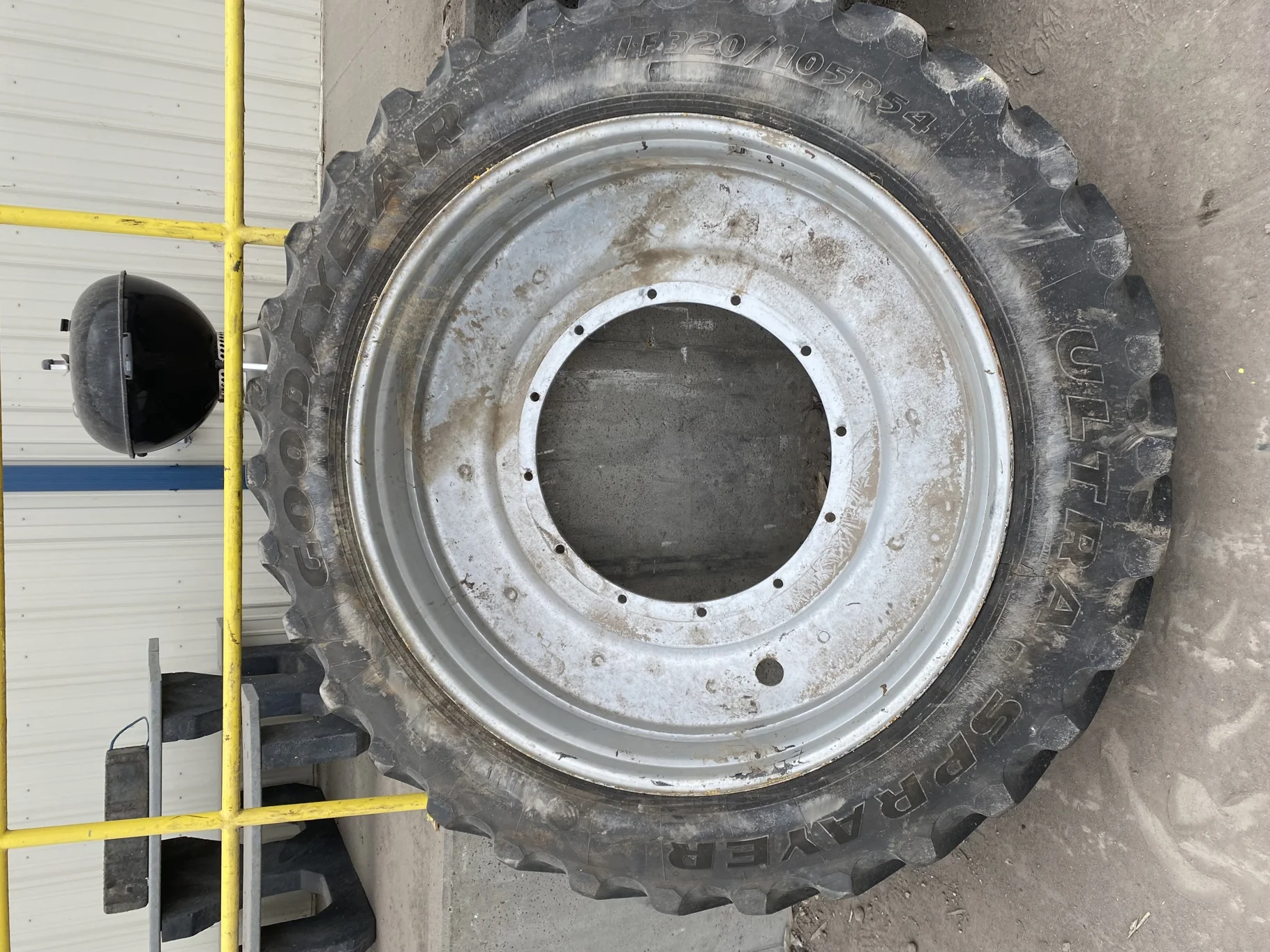 Used IF320/105R54 Goodyear Ultra Sprayer 166A8/B 85% on 10 x 54 Rogator 12B Stub Disc Sprayer Wheel