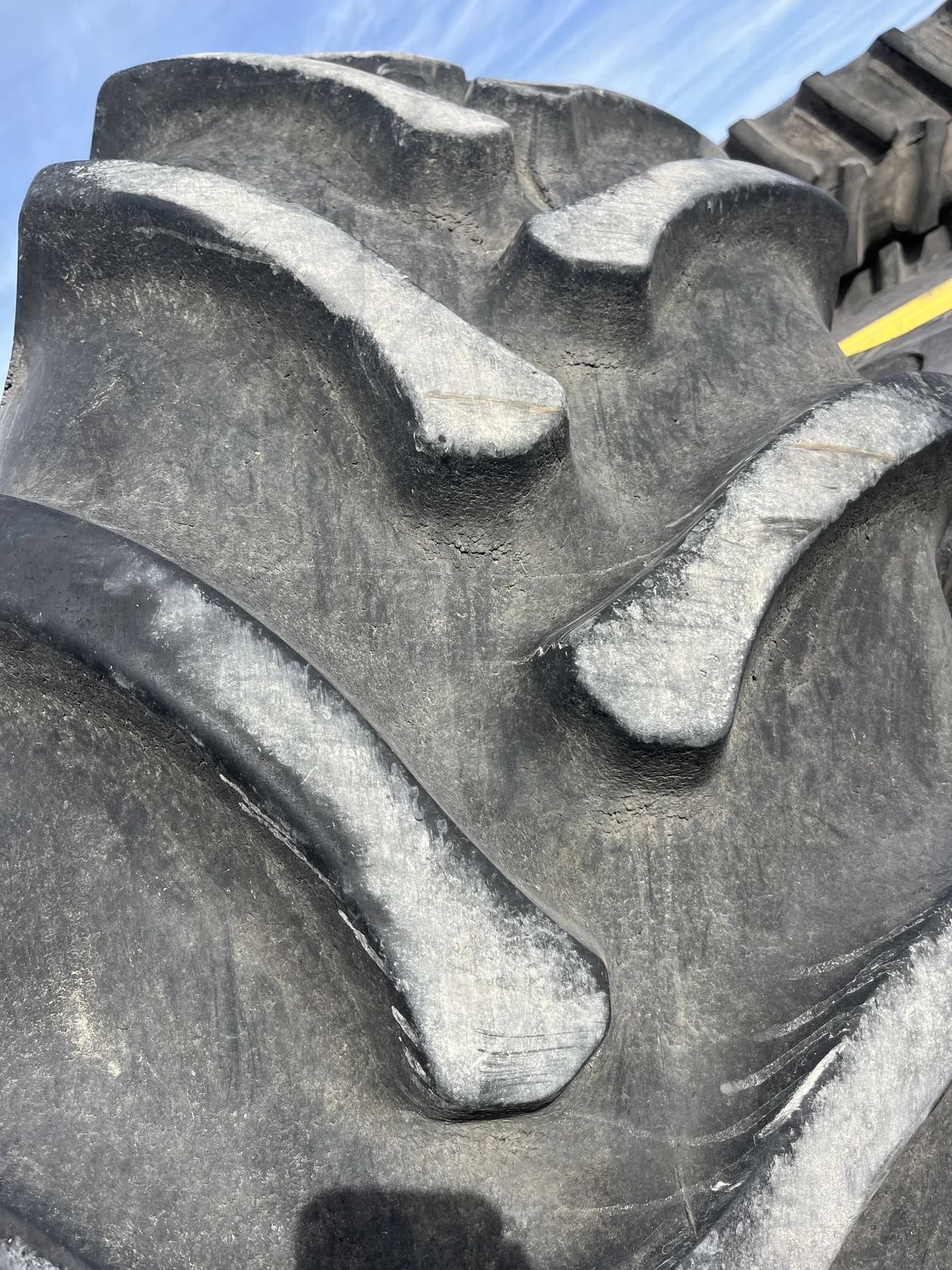 Used 620/70R42 160A8 Firestone Radial ATDT TL R-1W  80-85% On 20 x 42 10-13.19-11.07 -2"BS Titan image 3
