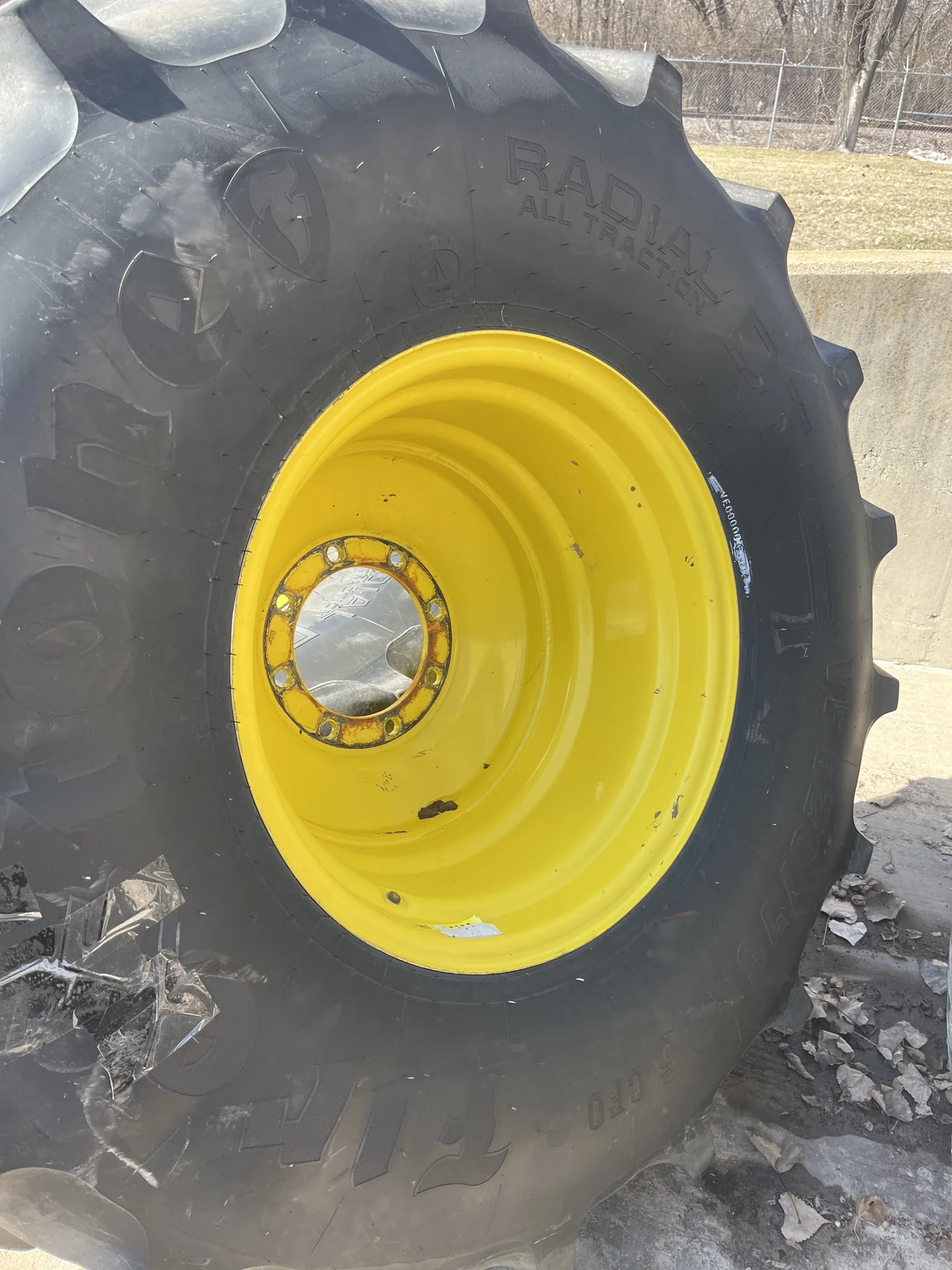 Used VF620/75R26CFO 172B Firestone Radial ATDT TL R-1W 80-85% On 20 x 26 8-10.82-8.78 16"BS Titan image 2