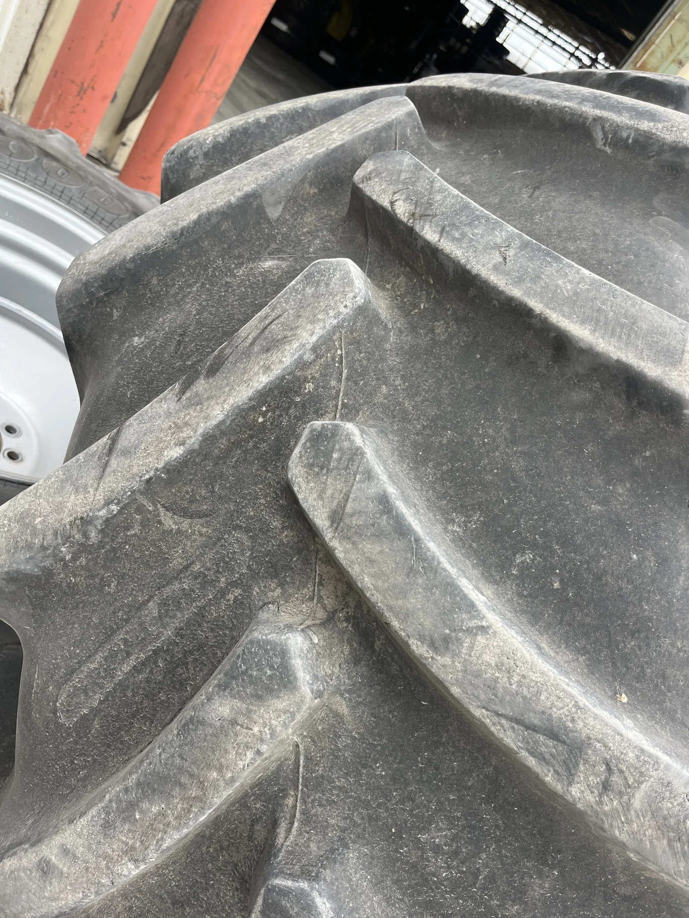 Used VF600/70R28 173D Goodyear Optitrac H+ TL R-1W 80-85% On 21 x 28 10-8.858-6.92 9"BS Titan Silver image 7