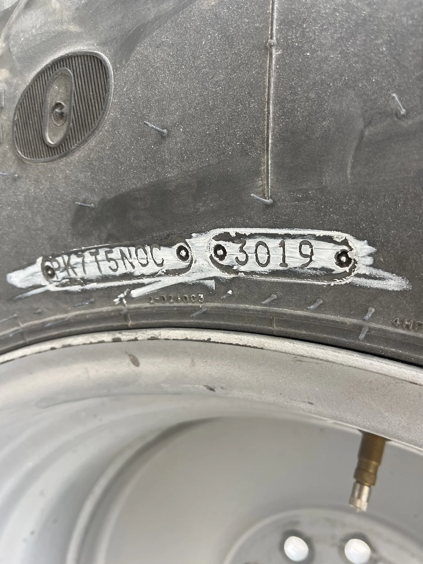 Used VF600/70R28 173D Goodyear Optitrac H+ TL R-1W 80-85% On 21 x 28 10-8.858-6.92 9"BS Titan Silver image 8