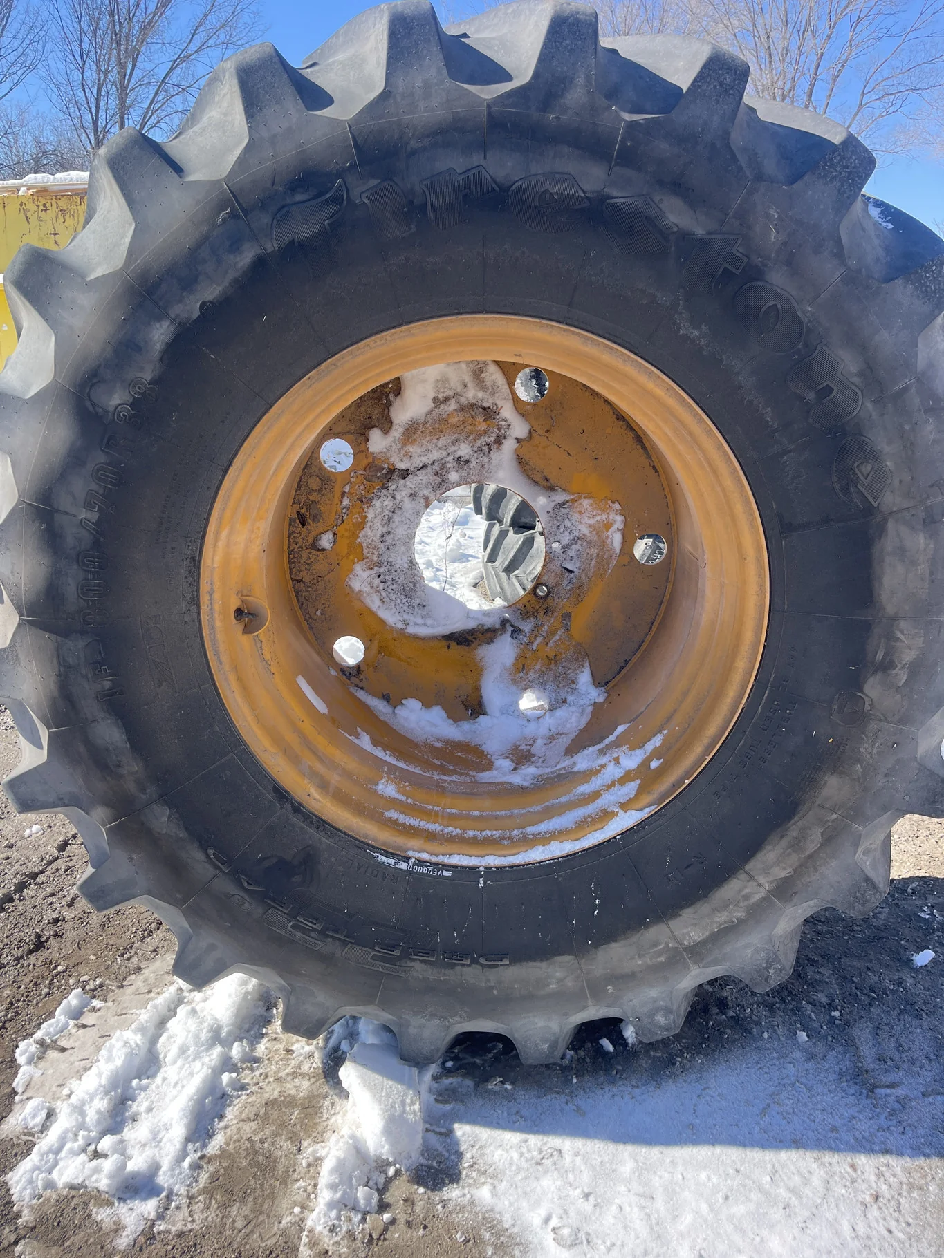 Used IF800/70R38 179B Firestone DT23 TL R-1W 85-90% On 28 x 38 10-14.57-12.42 6"BS Orange Dual