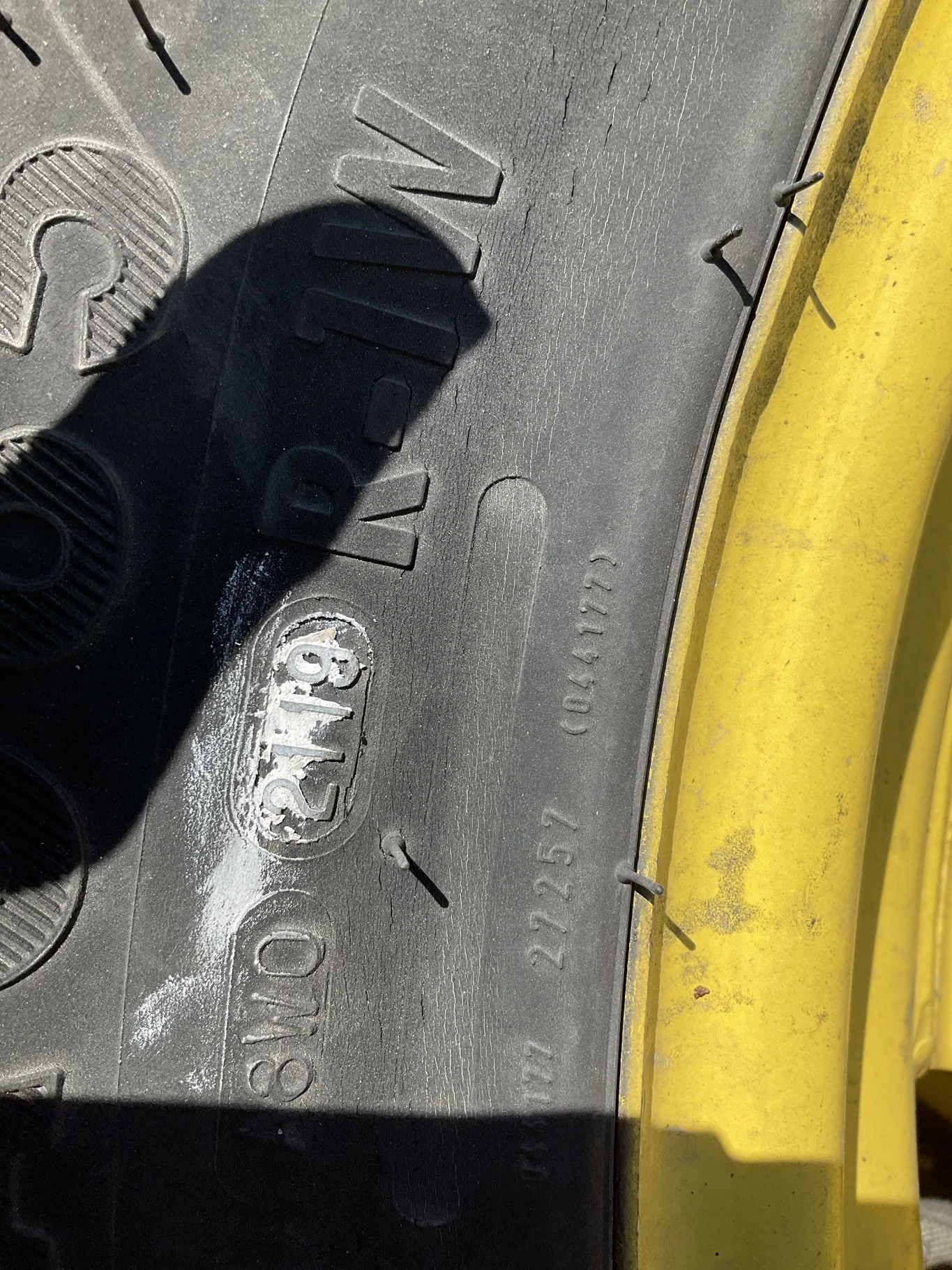 Used 600/65R38 153D Firestone Performer65 TL R-1W 85-90% On 18 x 38 8-8-6 15"BS Yellow 4/2 Rail image 4