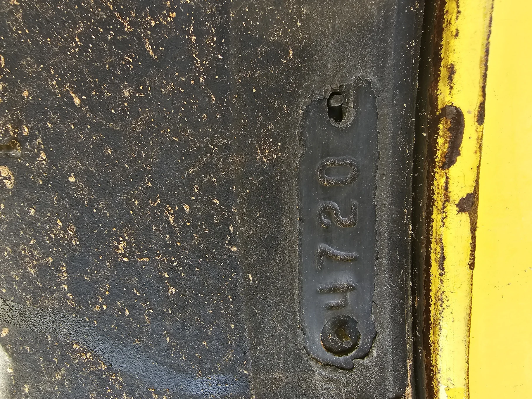 Used VF600/70R30 Firestone Radial All Traction Deep Tread D2 R-1W (165D) 55% TL on a 20 x 30 JDY image 5