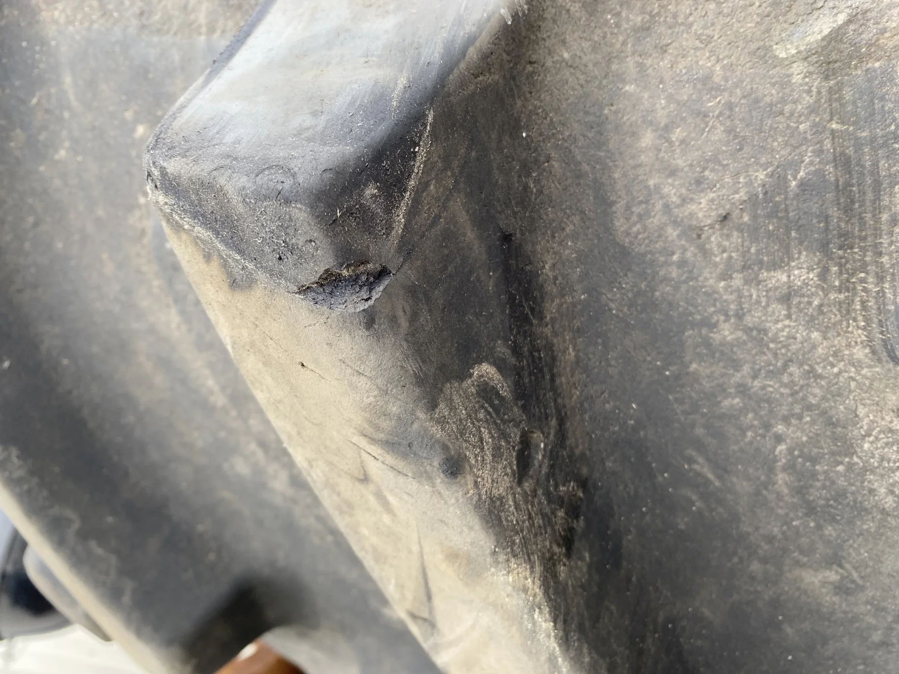 Used 580/85R42 Firestone Radial Deep Tread 23 R-1W (166B) TL 85% on a 18 x 42 JD Yellow 20 B Inside image 8