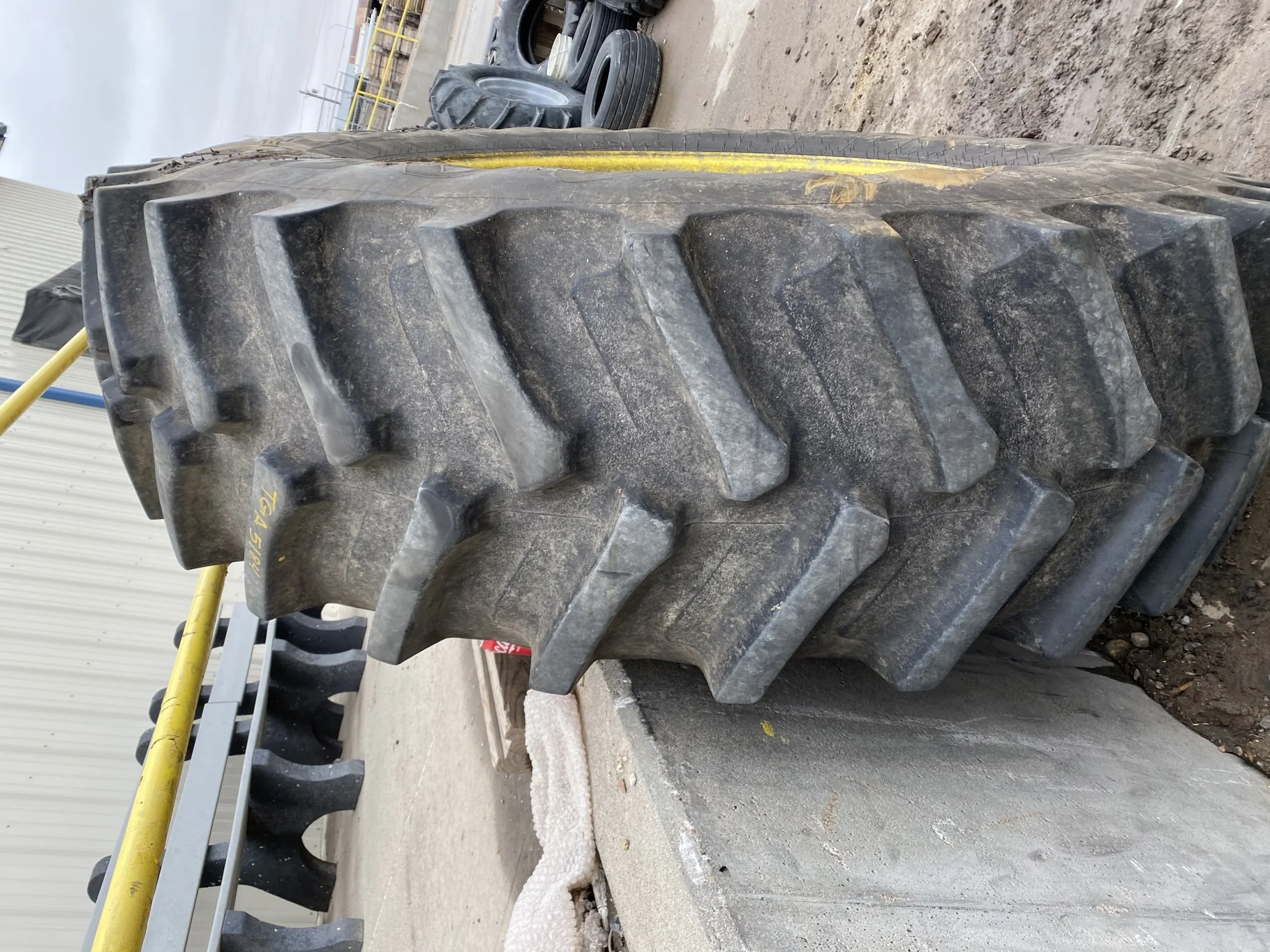 Used 580/85R42 Firestone Radial DT 23 R1W 166B 85%  on 18 x 42 20-13.187-10.50 24.5FS JD Dolly Dual image 3