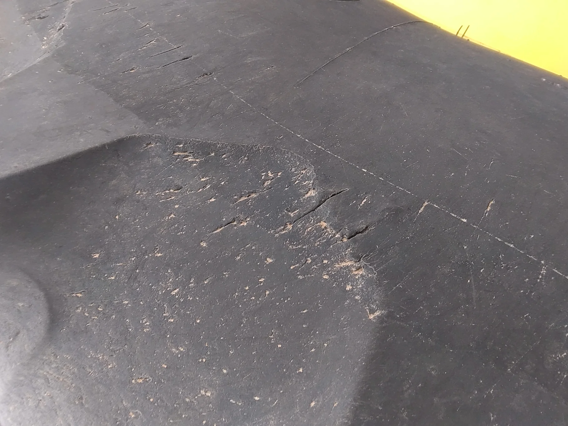 Used 650/85R38 Firestone Radial Deep Tread 23 R-1W 173B TL 85% on 23 X 38 JD Yellow 20B Outside image 8