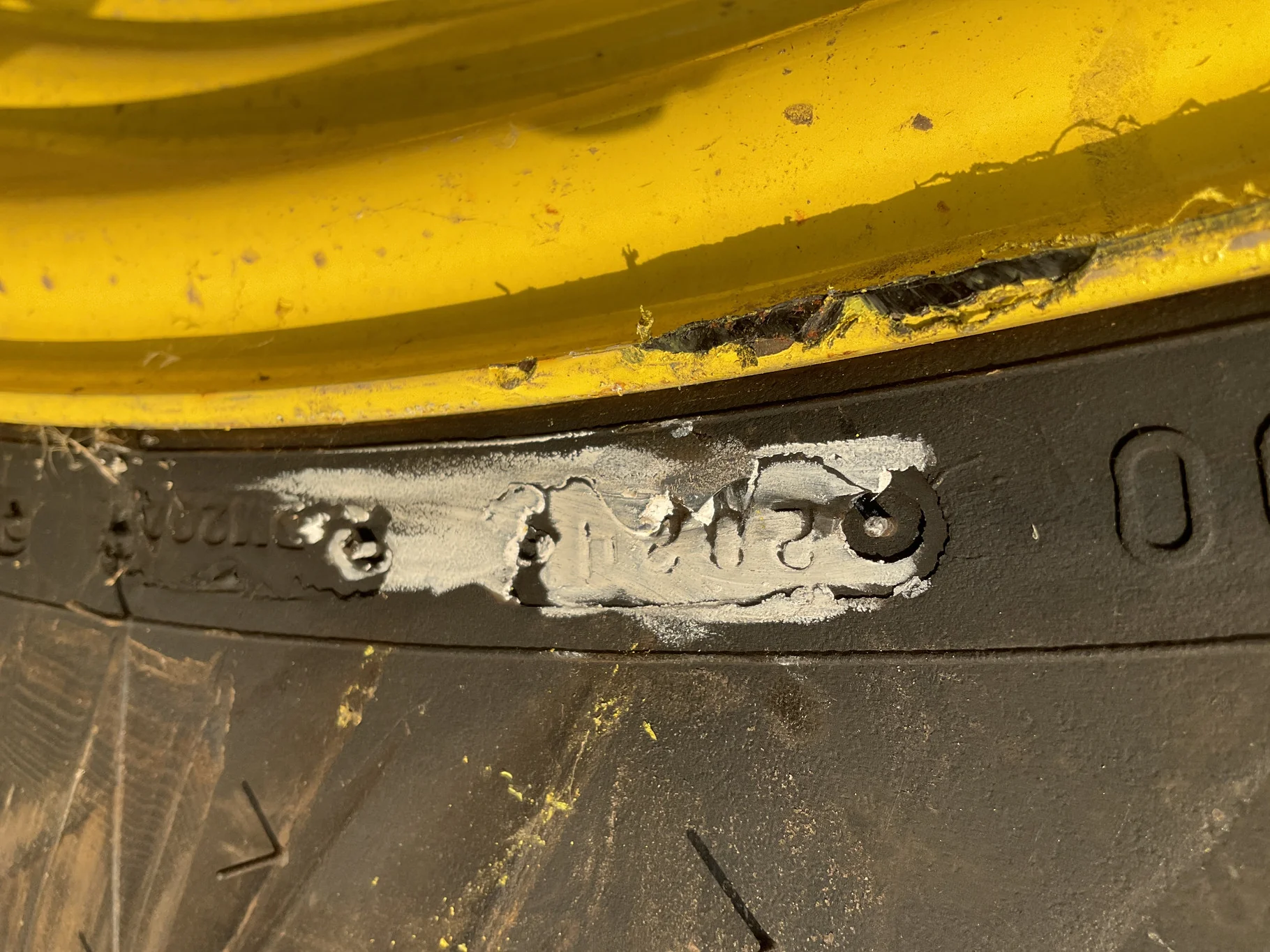 Take-Off 480/80R50 159B Firestone DT23 TL R-1W 95-100% On 15 x 50 10-13.19-11.07 12"BS Titan Yellow image 3