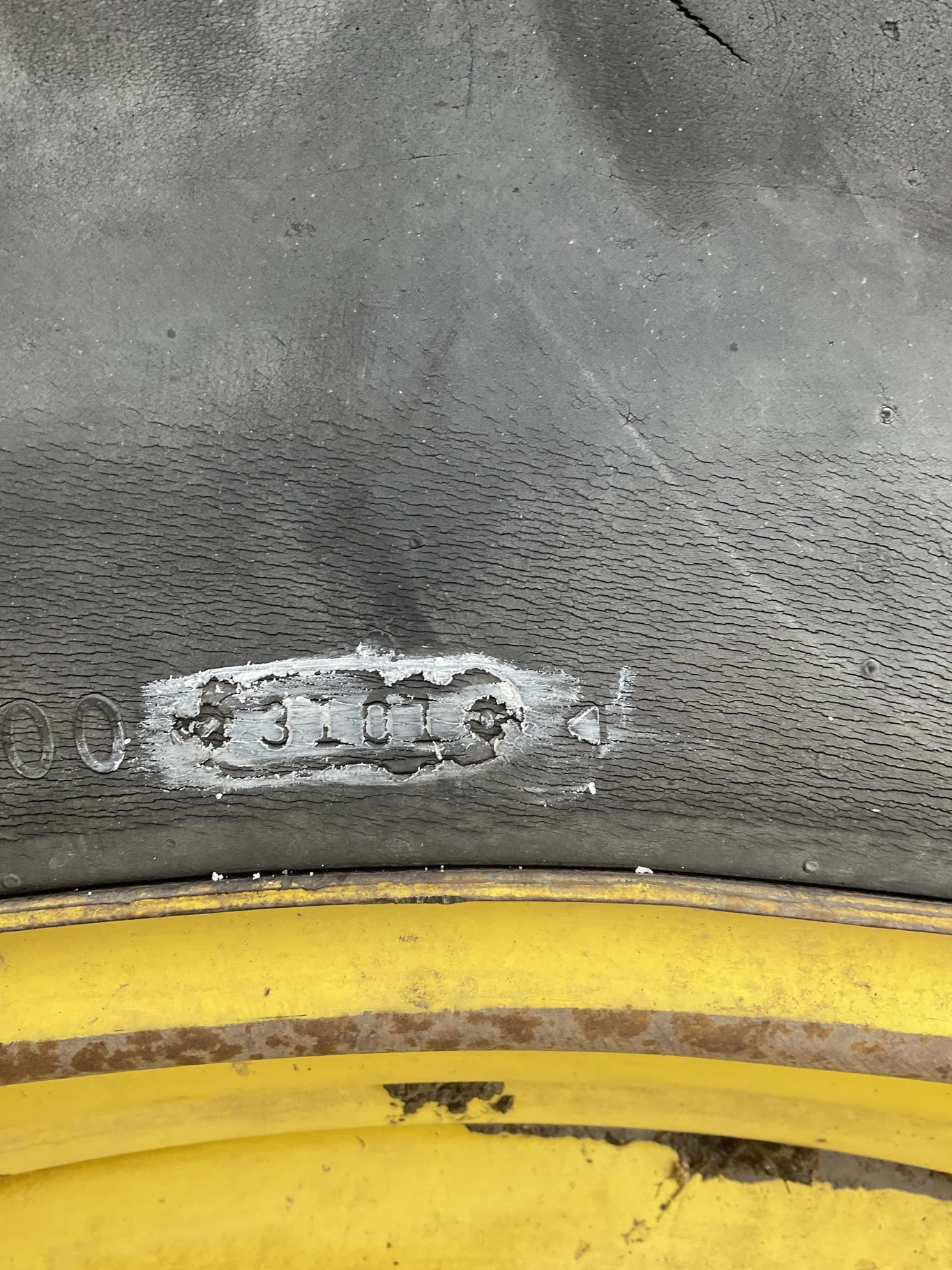 Used 14.9R46 145B Firestone Radial AT TL R-1 55-60% On 13 x 46 12-32.047-30.078 3.5"BS Titan Yellow image 7