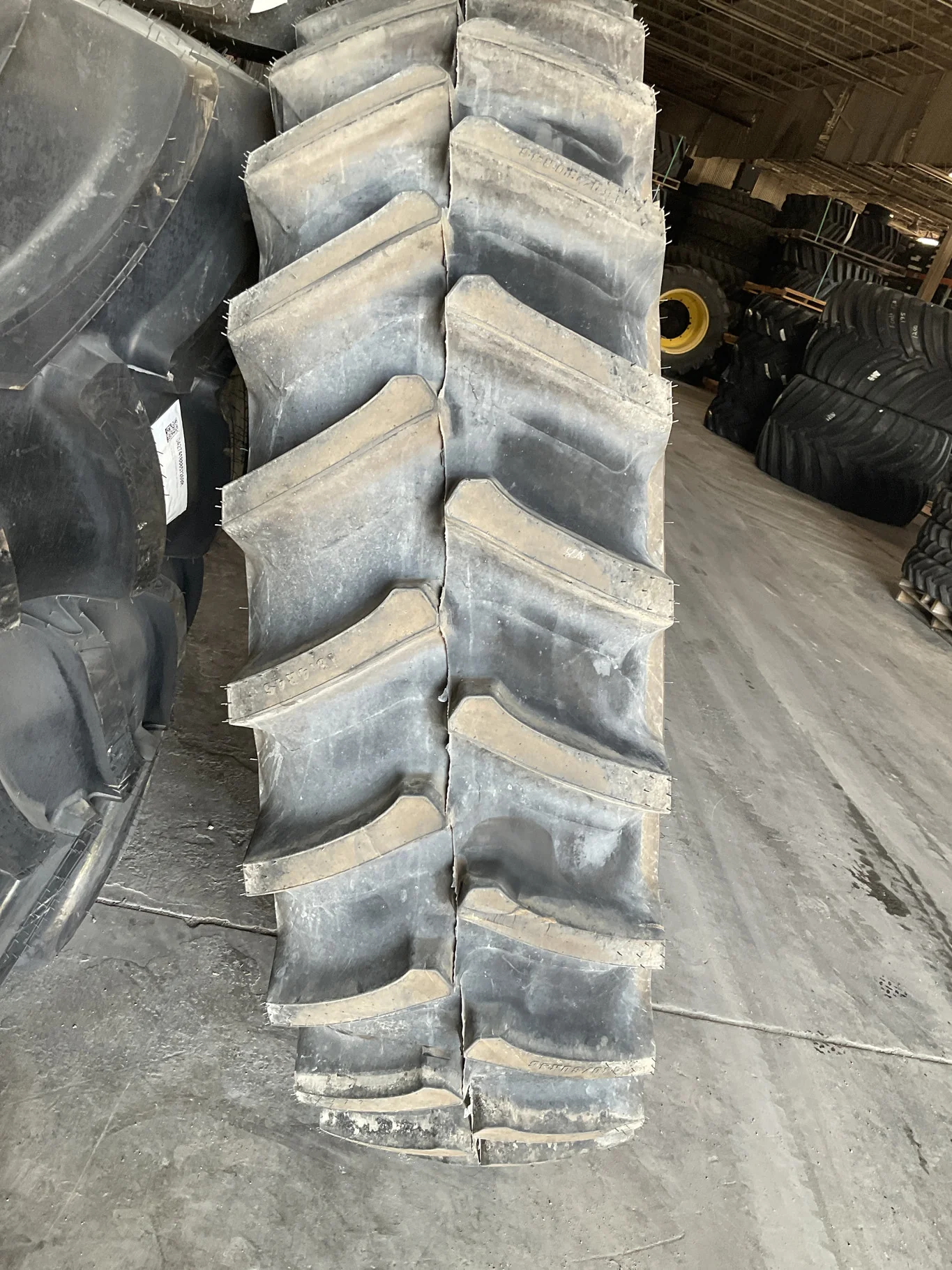 Take-Off 480/80R46 158A8 Firestone DT23 TL R-1W 95-100% On 16 x 46 12-32.047-30.078 4"BS Yellow Rim image 2
