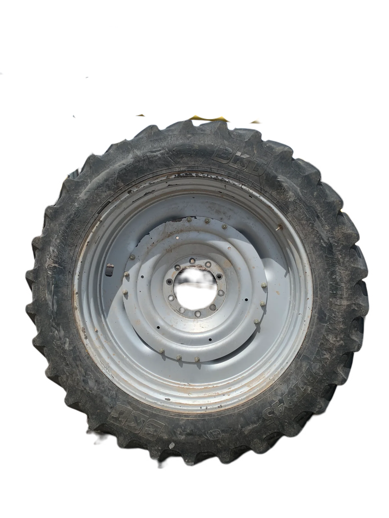 Used 380/90R50 BKT Agrimax RT945 R-1W (151A8) TL 60% on a 12 x 50 Case Silver Waffle with 10 Bo image 2