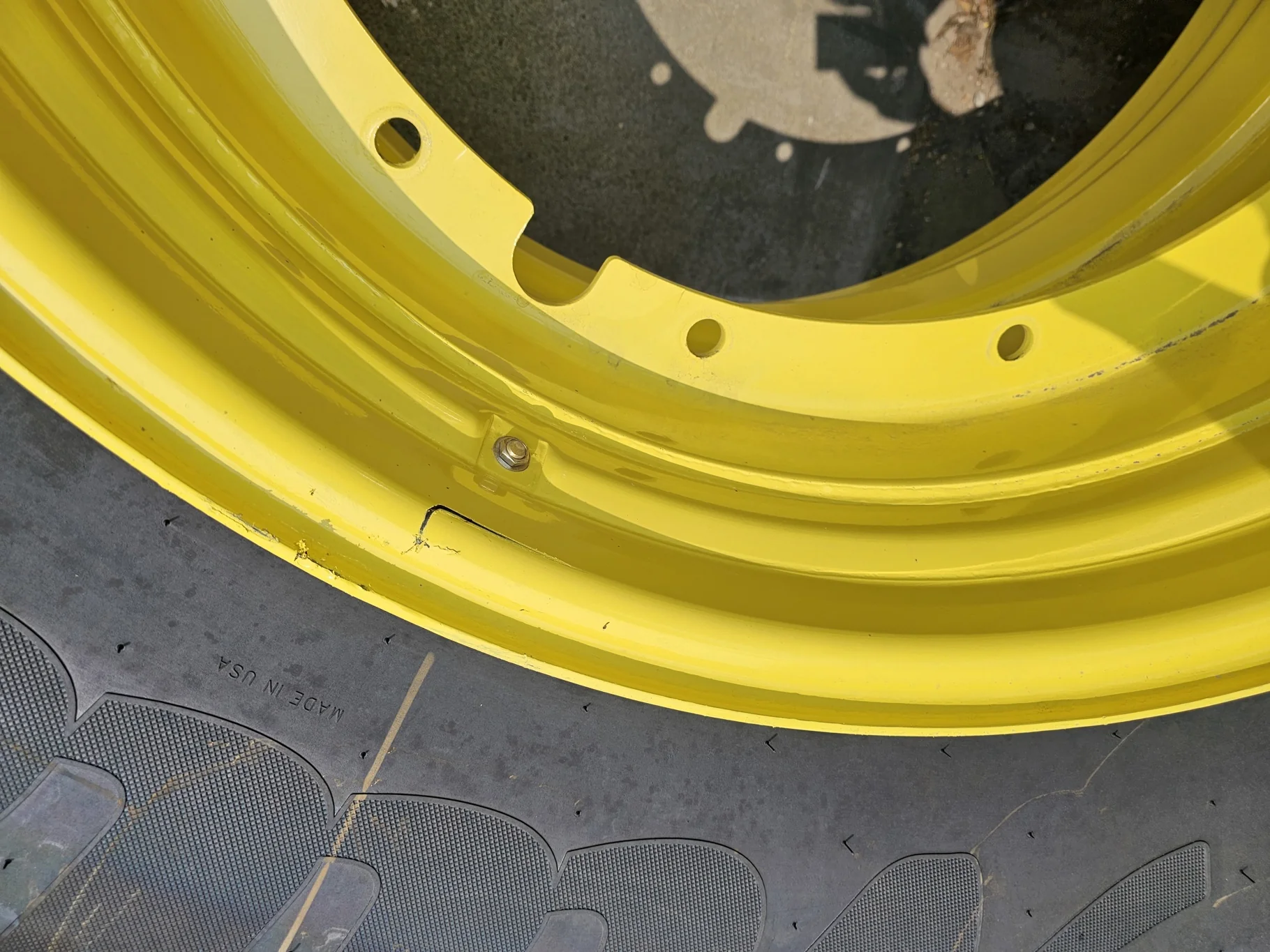 Used 650/85R38 173D/176A8 Mitas SFT TL 98% On 23 X 38 12-32.04-30.07 Stub Disc Wheel image 4
