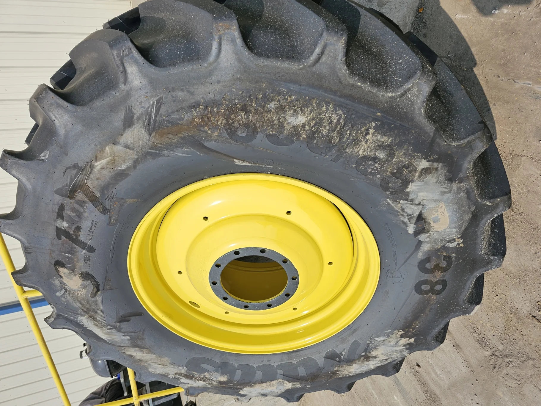 Used 650/85R38 Mitas SFT 173D/176A8 TL 98% On 23 X 38 10-13.189-11.09 JDY Formed Dual