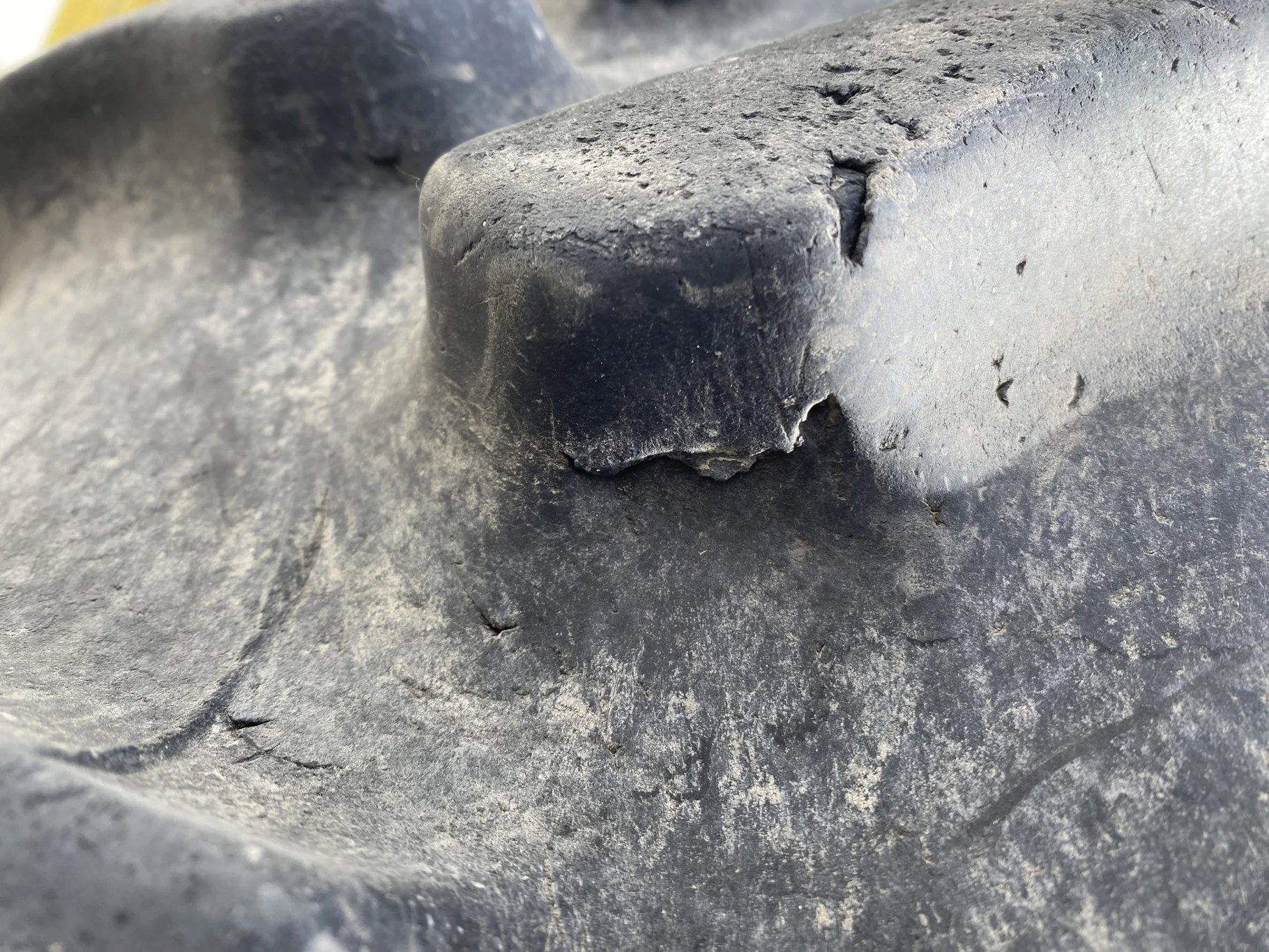 Used 480/80R42 151B Firestone Radial All Traction 23 R-1 TL 90-95% On 16 x 42 Case Silver Outside Du image 5