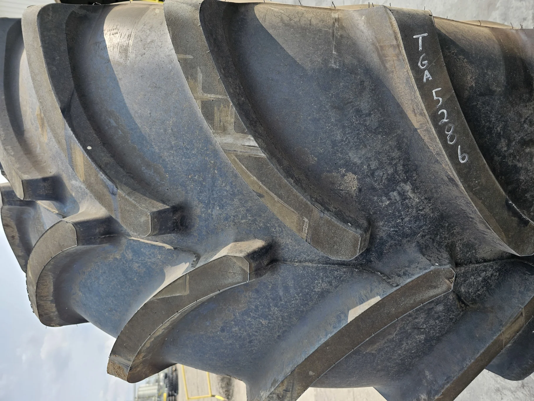 Used 800/70R38 173D Firestone Maxi Traction R-1W TL 98% On 27 x 38 12-32.04-30.09 "55" Stub Disc image 2