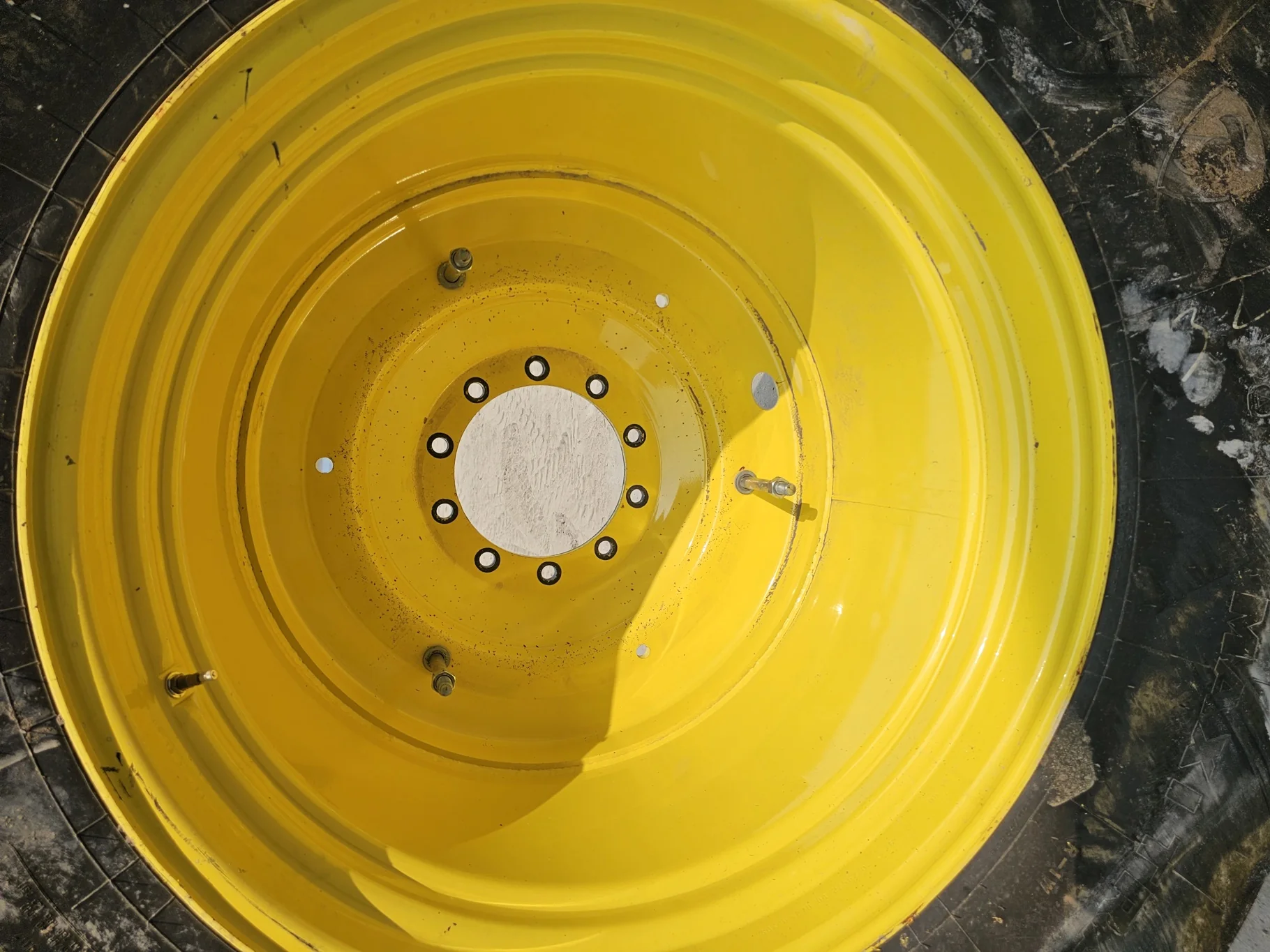 Take-Off 800/70R38 173D Firestone Maxi Traction R-1W TL 95-100% 25 x 38 10 Bolt (.937) Yellow Wheel image 2
