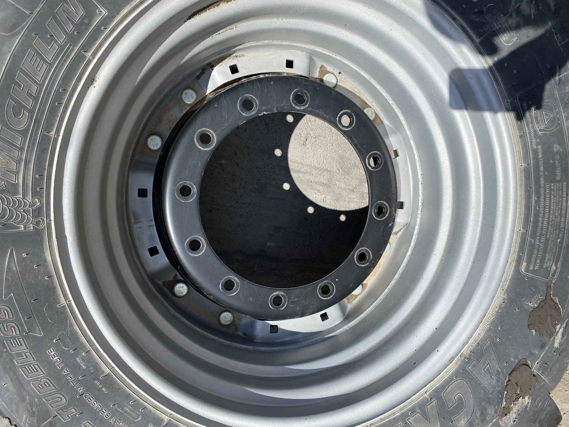 Take-Off 420/90R30 Michelin AgriBib R-1W 147A8/147B TL on a 15 X 30 CIH Silver Waffle Wheel (2 Bolt) image 6