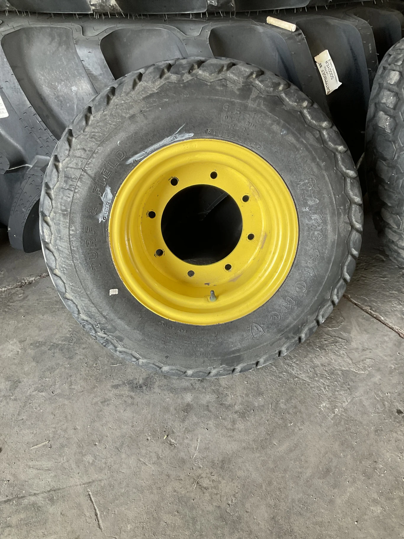 Used 9.5-16 6-ply Firestone Turf & Field TL R-3 90-95% On 8 x 16 8-10.82-8.78 2.75"BS Yellow Dual image 2