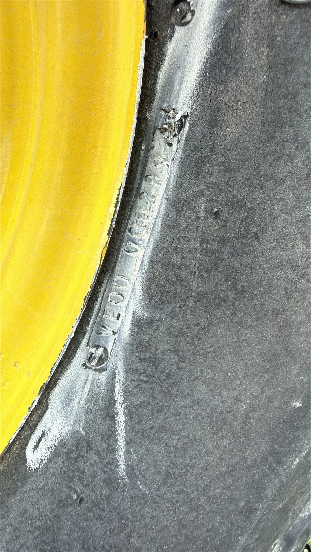 Used 21.5L-16.1 6-Ply Firestone Turf & Field TL R-3 90-95% On 16 x 16.1 8-8-6 9.125"BS Yellow Dual image 8