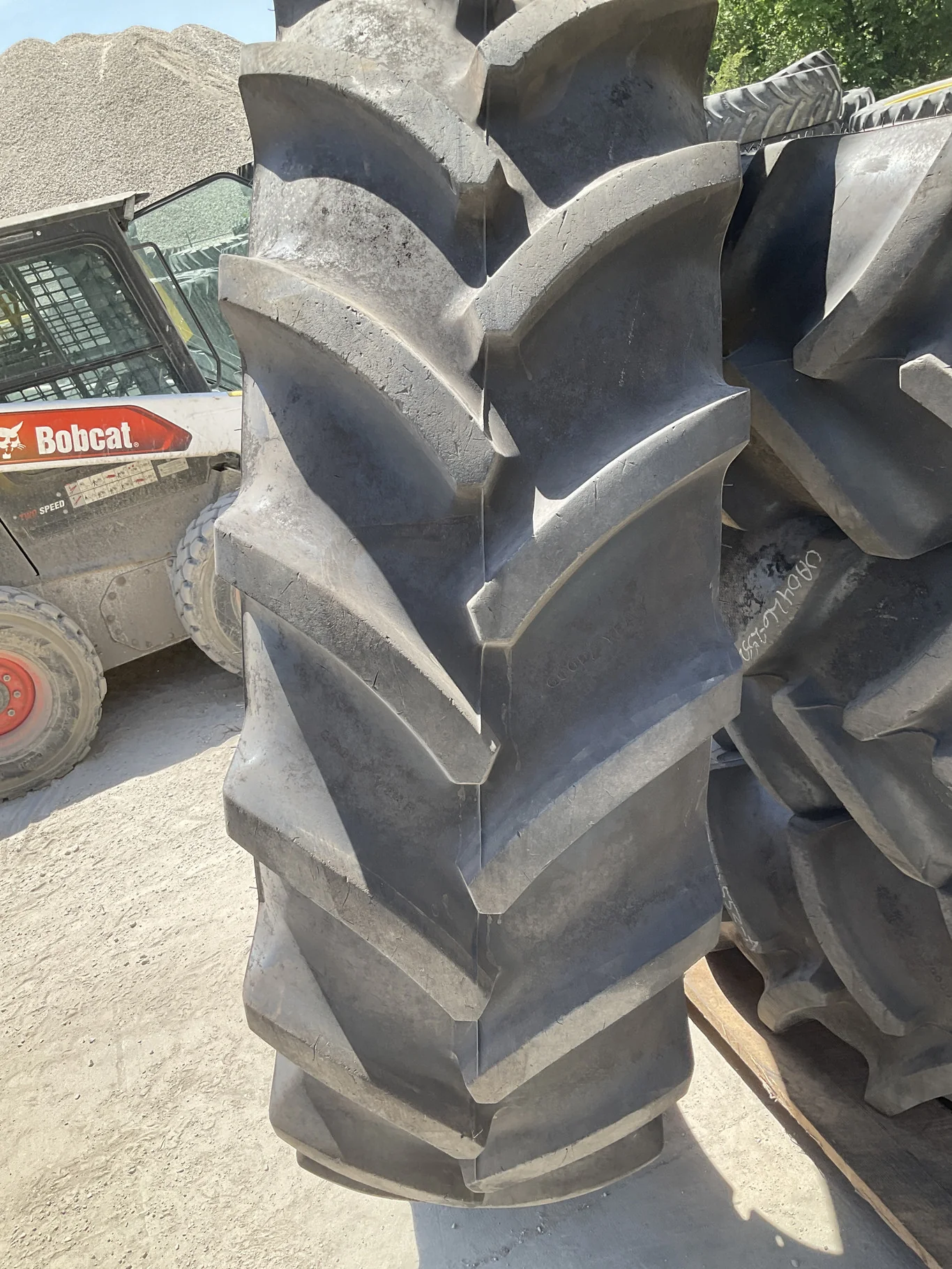 Used 480/80R50 159D Goodyear Optitrac TL R-1W On 15 x 50 12-320.47-30.078 6"BS Titan Yellow Rim/Rail image 2