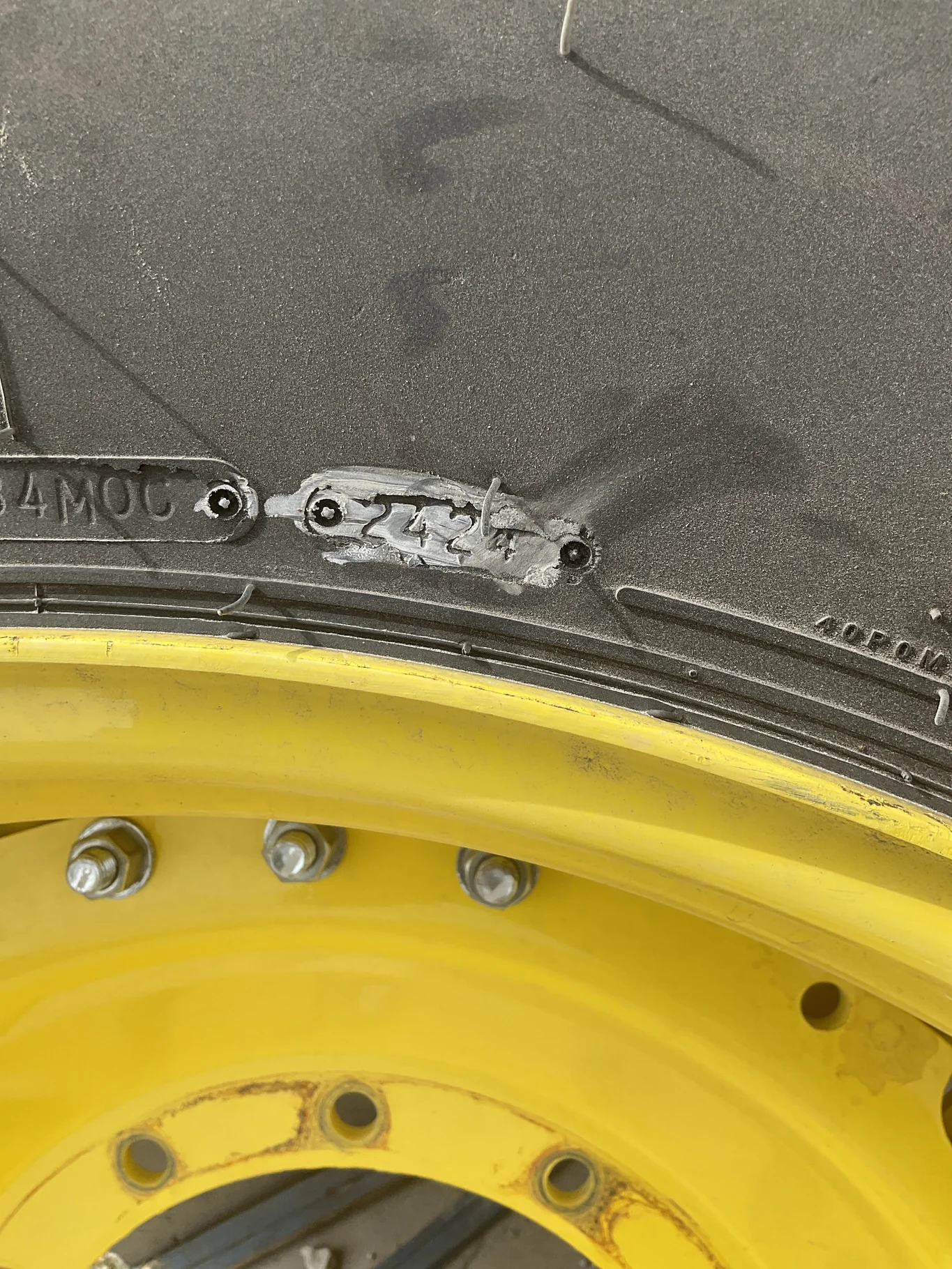 Used 480/70R34 155D Goodyear Optitrac TL R-1W 90-95% On 15 x 34 12-16.732-14.620 11.5"BS TitanYellow image 5
